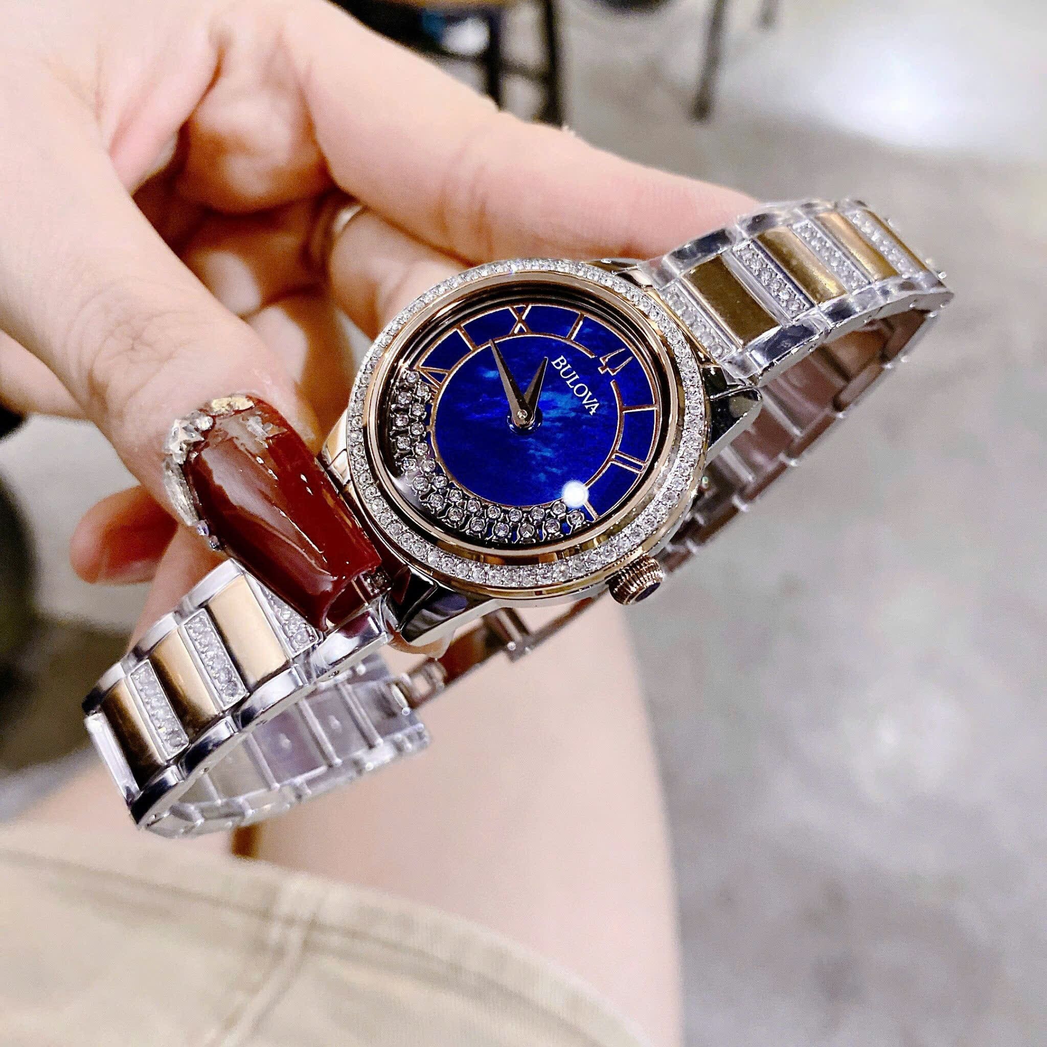 Đồng Hồ Bulova Turnstyle |Nữ Giới |Mặt Xanh Dương |Dây Kim Loại Demi Rose Gold |Máy Pin (Quartz) |Size 33mm |donghogiatot.vn