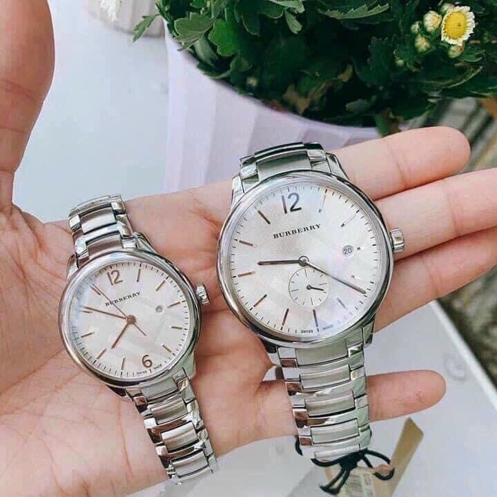 Đồng Hồ Burberry The Classic |Cặp Đôi |Mặt Trắng |Dây Kim Loại Silver |Size 40x32mm |donghogiatot.vn