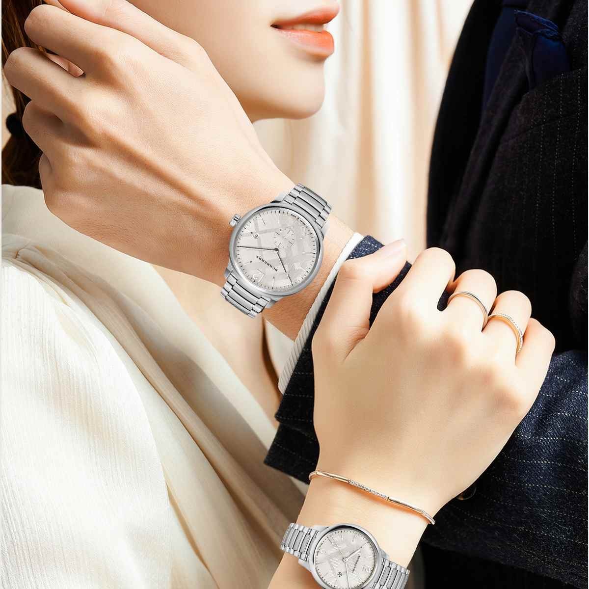 Đồng Hồ Burberry The Classic |Cặp Đôi |Mặt Trắng |Dây Kim Loại Silver |Size 40x32mm |donghogiatot.vn