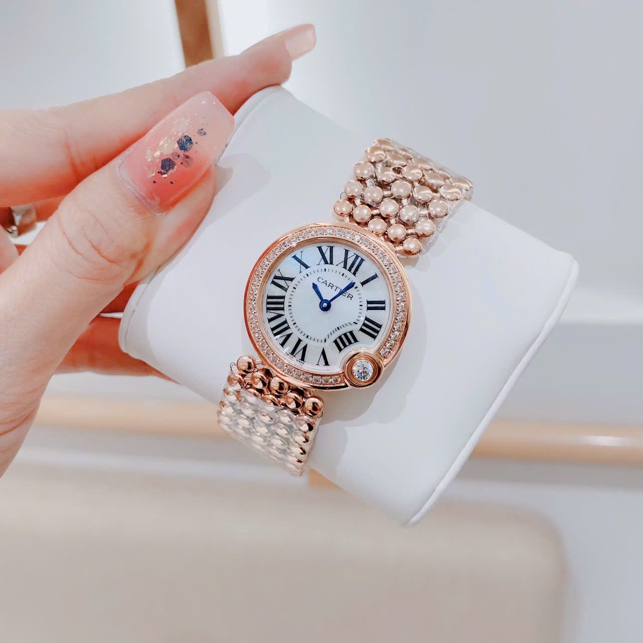 Đồng Hồ Cartier Ballon Blanc |Nữ Giới |Mặt Trắng |Dây Kim Loại Rose Gold |Máy Pin (Quartz) |Size 30mm |donghogiatot.vn