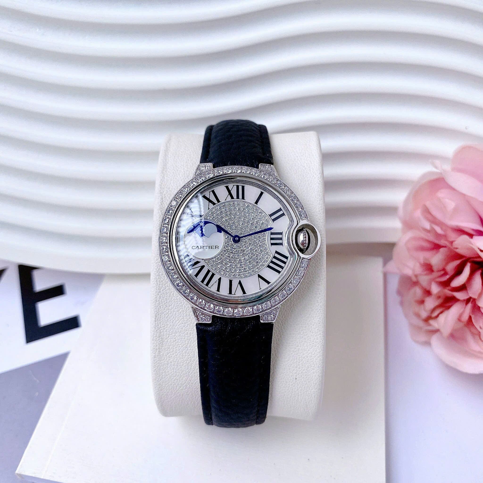 Đồng Hồ Cartier Ballon Bleu |Nữ Giới |Đính Đá |Dây Da Đen |Máy Pin (Quartz) |Size 35mm |donghogiatot.vn