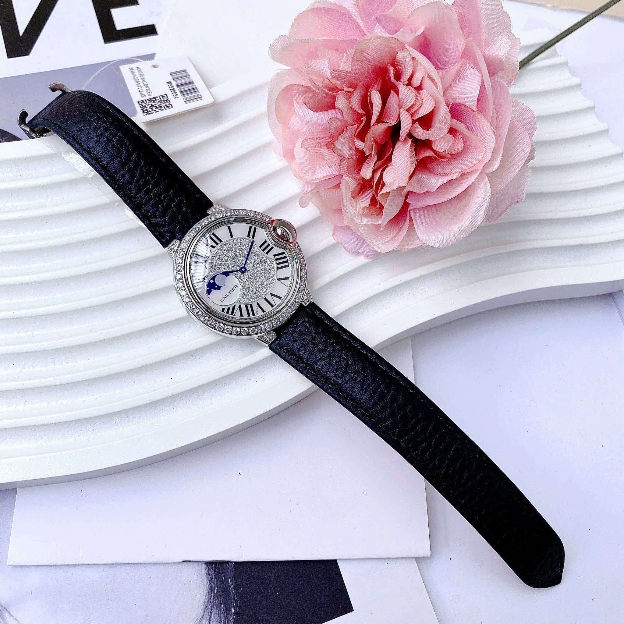 Đồng Hồ Cartier Ballon Bleu |Nữ Giới |Đính Đá |Dây Da Đen |Máy Pin (Quartz) |Size 35mm |donghogiatot.vn