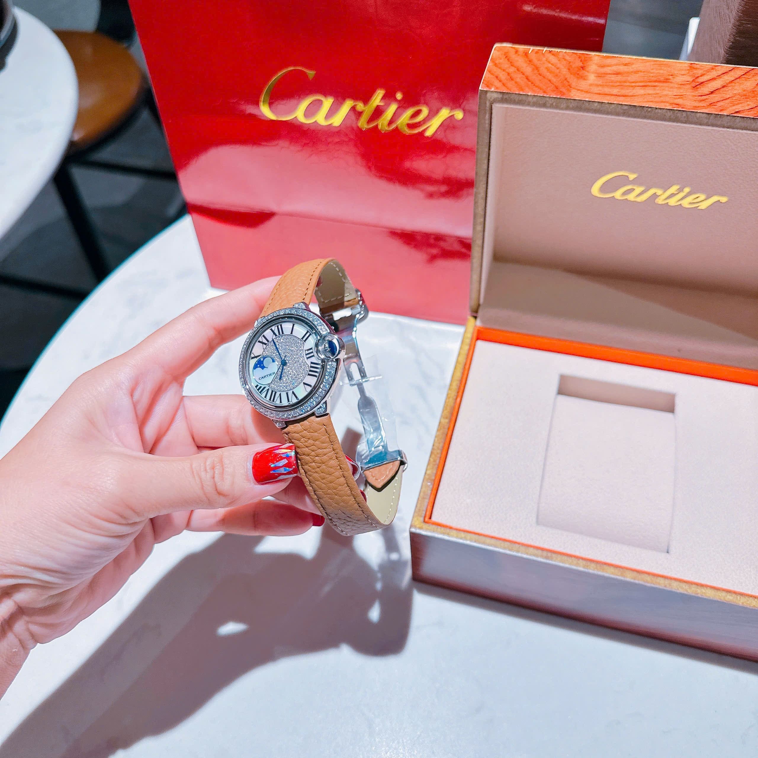 Đồng Hồ Cartier Ballon Bleu |Nữ Giới |Đính Đá |Dây Da Nâu |Máy Pin (Quartz) |Size 35mm |donghogiatot.vn