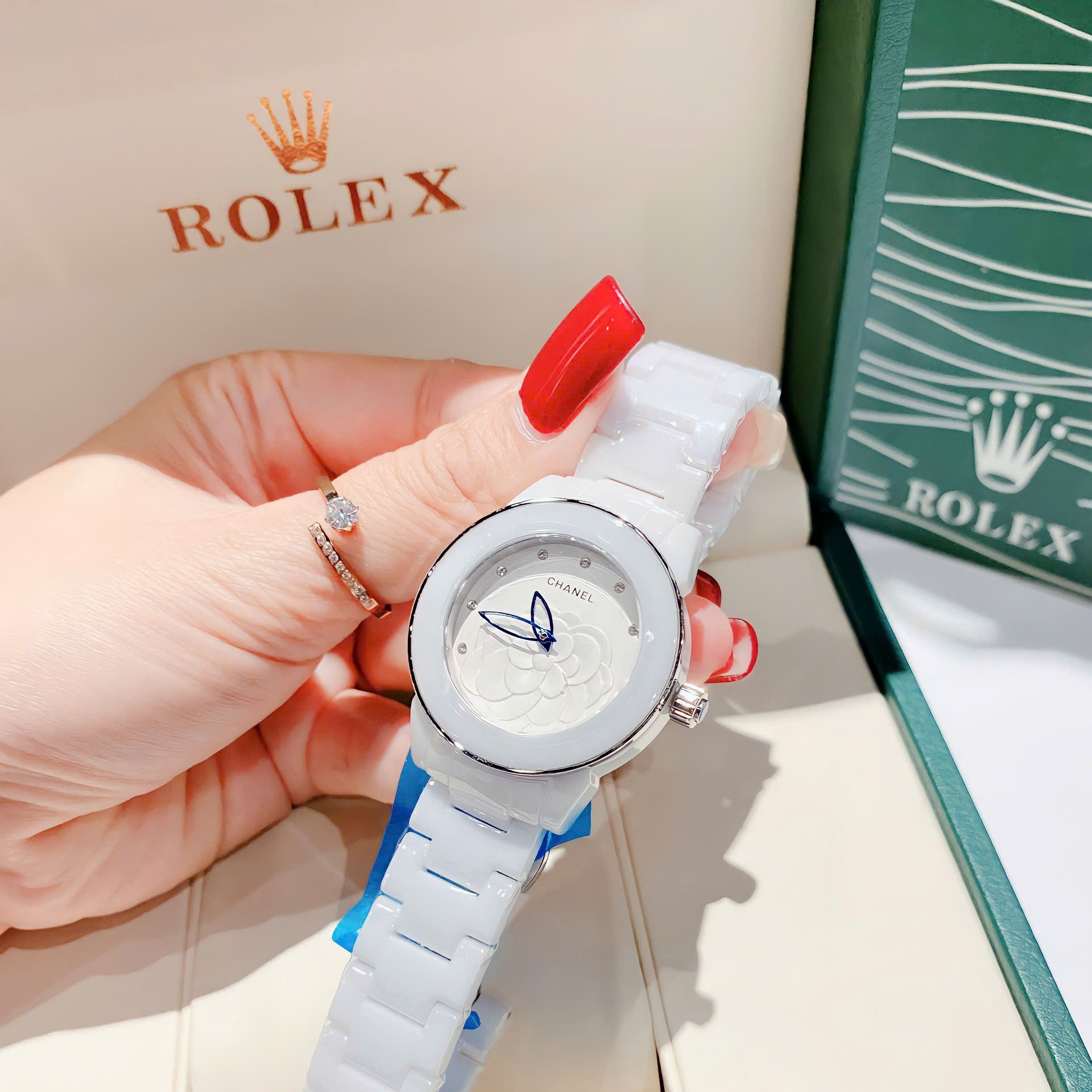 Đồng Hồ Chanel Hoa 3D |Nữ Giới |Silver |Dây Đá Ceramica Trắng |Máy Pin (Quartz) |Size 34mm |donghogiatot.vn