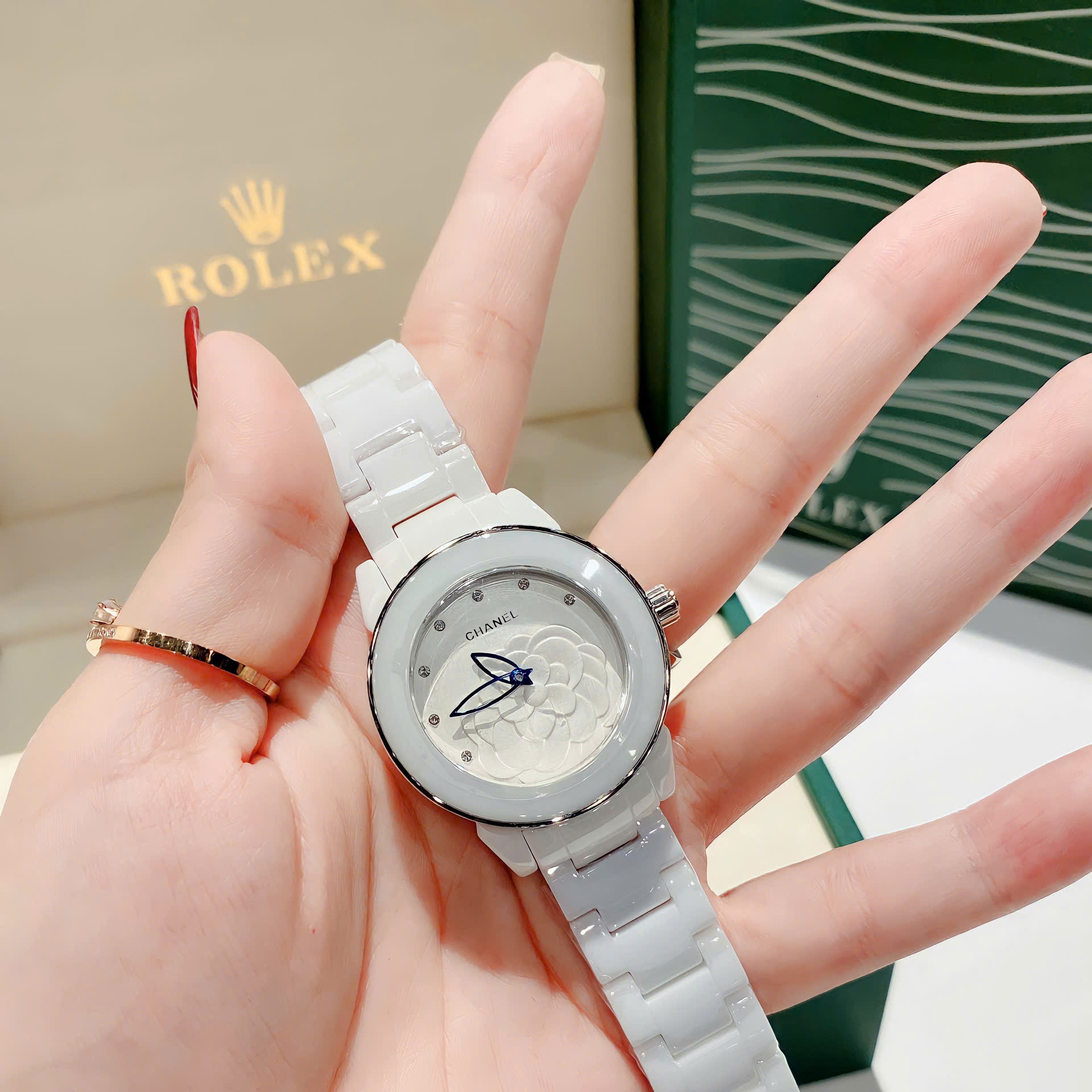 Đồng Hồ Chanel Hoa 3D |Nữ Giới |Silver |Dây Đá Ceramica Trắng |Máy Pin (Quartz) |Size 34mm |donghogiatot.vn