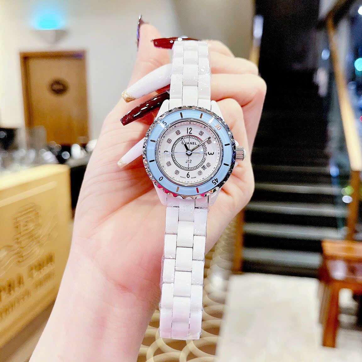 Đồng Hồ Chanel Hoa J12 |Nữ Giới |Niềng Xanh |Dây Đá Ceramica Trắng |Máy Pin (Quartz) |Size 34mm |donghogiatot.vn