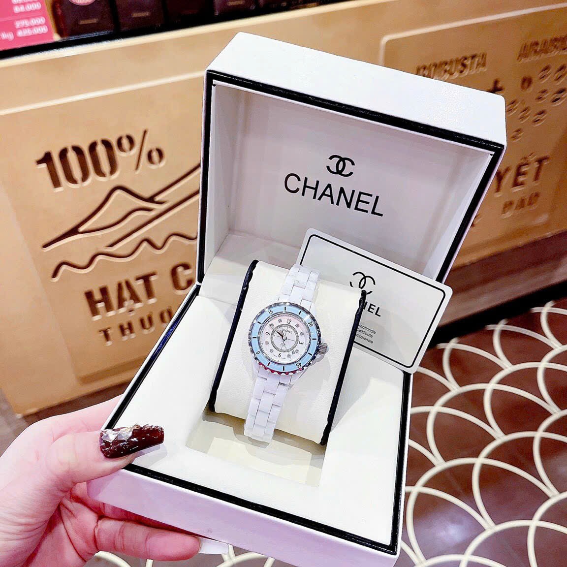 Đồng Hồ Chanel Hoa J12 |Nữ Giới |Niềng Xanh |Dây Đá Ceramica Trắng |Máy Pin (Quartz) |Size 34mm |donghogiatot.vn