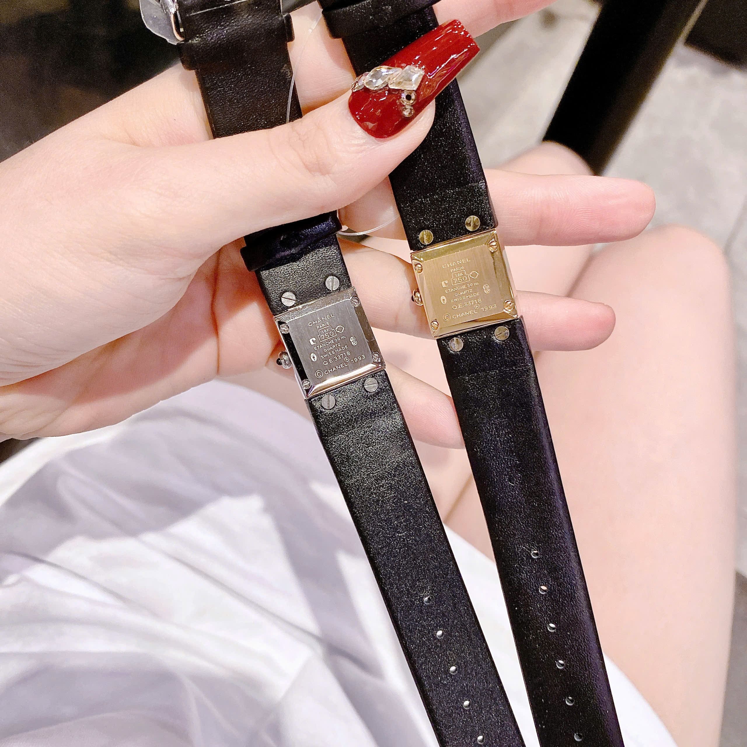 Đồng Hồ Chanel Matelasse |Nữ Giới |Đính Đá |Vàng Gold |Dây Da Đen |Máy Pin (Quartz) |Size 26mm |donghogiatot.vn