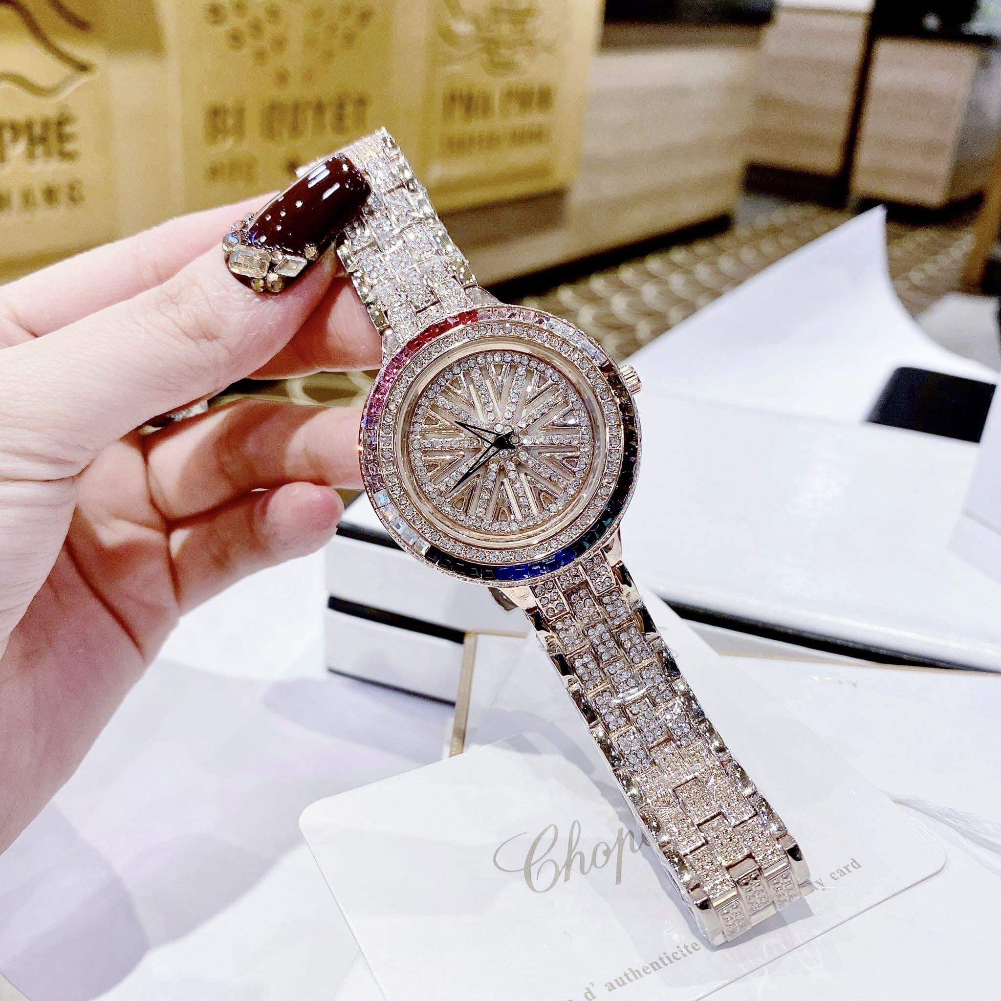 Đồng Hồ Chopard Geneve 845 |Nữ Giới |Đính Đá Màu |Dây Kim Loại Rose Gold |Máy Pin (Quartz) |Size 38mm |donghogiatot.vn