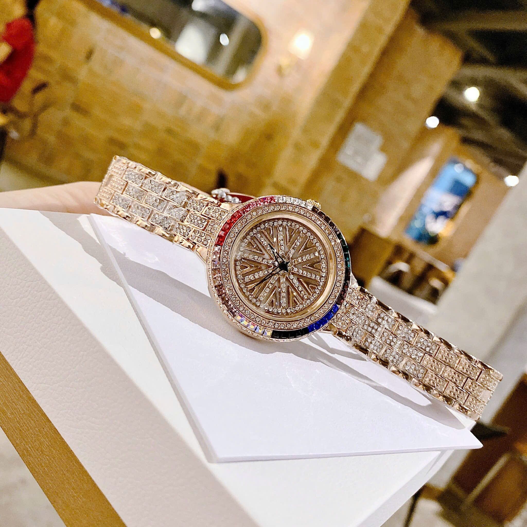 Đồng Hồ Chopard Geneve 845 |Nữ Giới |Đính Đá Màu |Dây Kim Loại Rose Gold |Máy Pin (Quartz) |Size 38mm |donghogiatot.vn