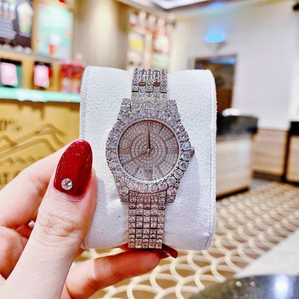 Đồng Hồ Chopard L'Heure Du Diamant |Nữ Giới |Mặt Tròn |Full Đá |Dây Kim Loại |Máy Pin (Quartz) |Size 32mm |donghogiatot.vn