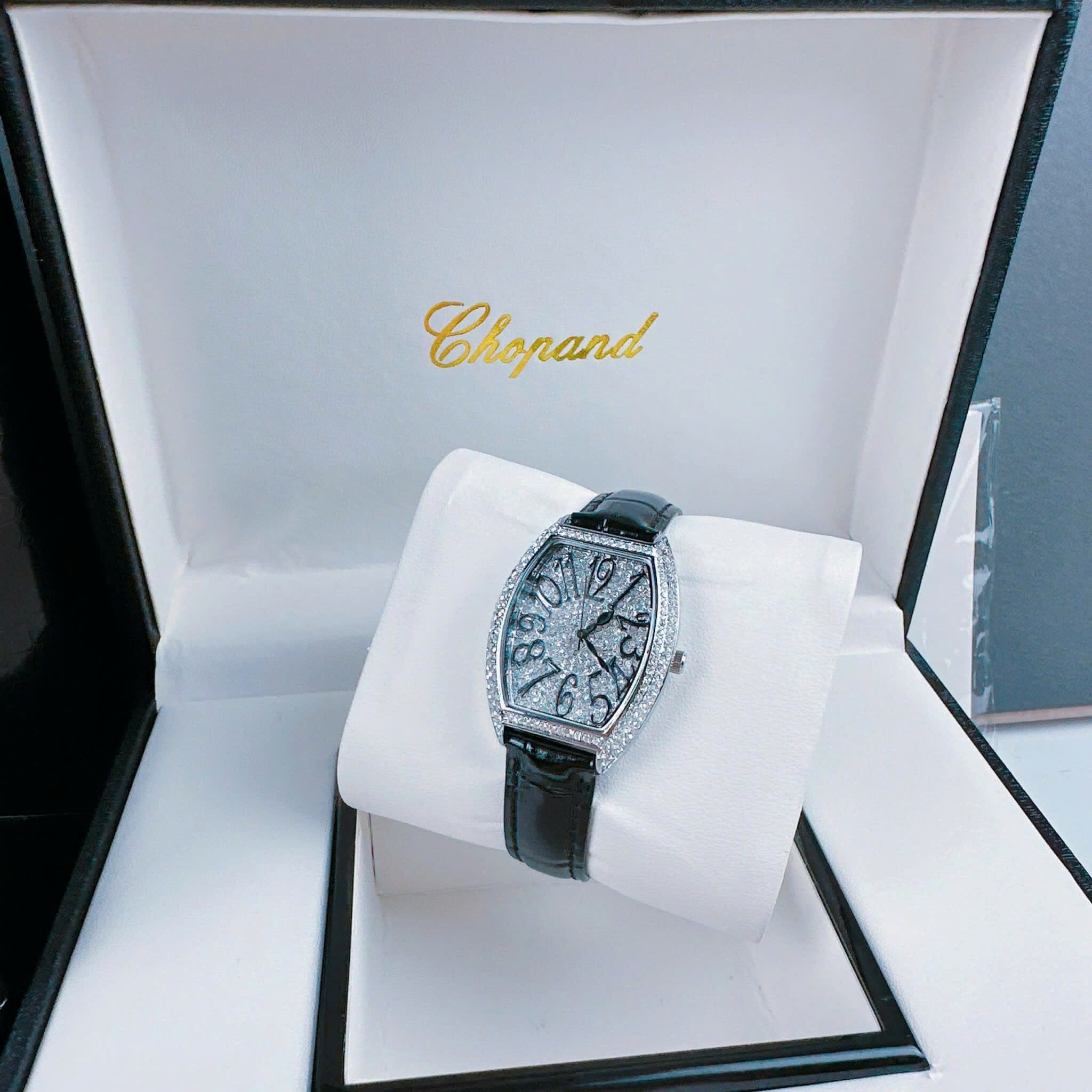 Đồng Hồ Chopard Tựa Franck Muller |Nữ Giới |Full Đá Swarovski |Dây Da Đen |Máy Pin (Quartz) |Size 34mm |donghogiatot.vn