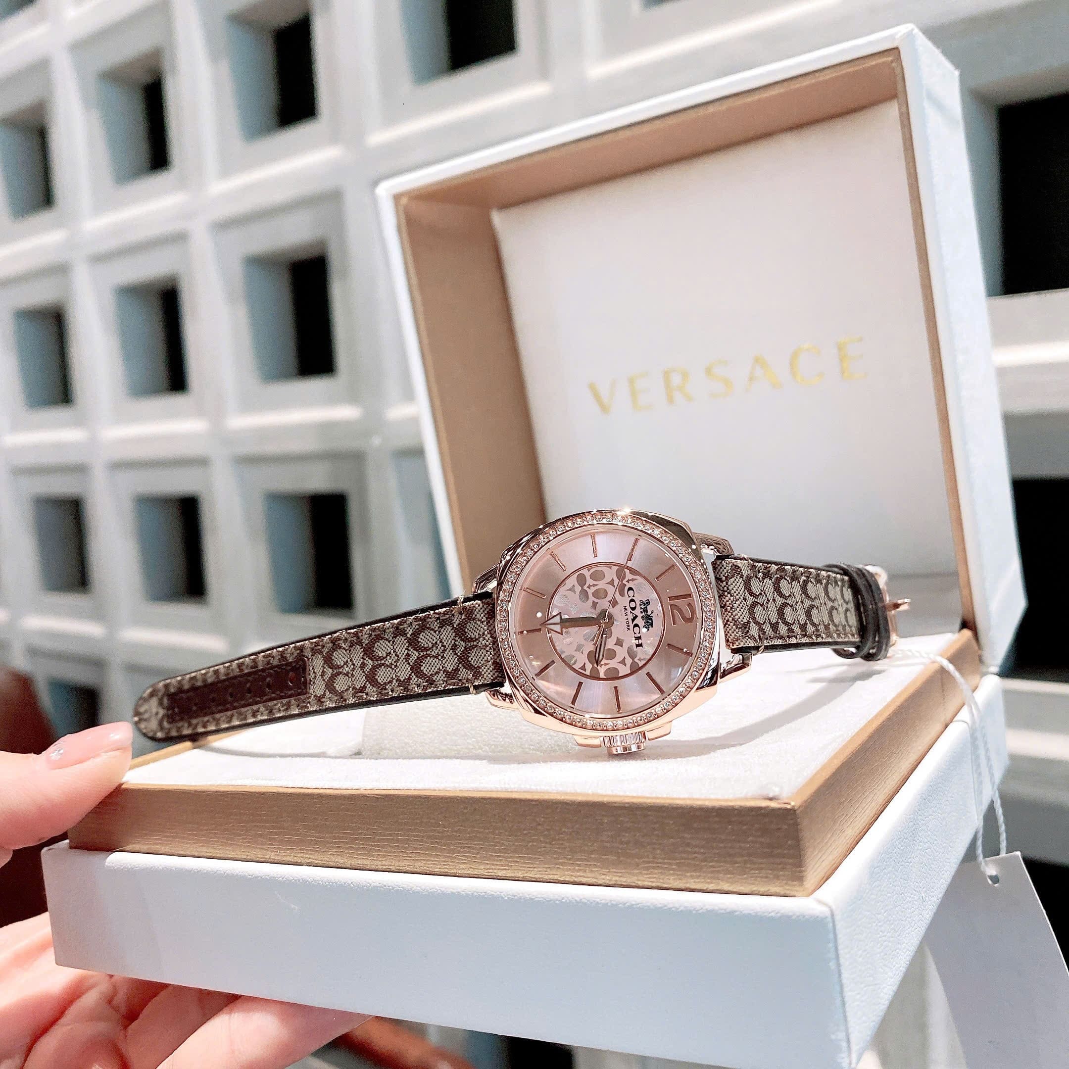Đồng Hồ Coach Boyfriend |Nữ Giới |Đính Đá |Rose Gold |Dây Canvas Nâu |Máy Pin (Quartz) |Size 34mm |donghogiatot.vn