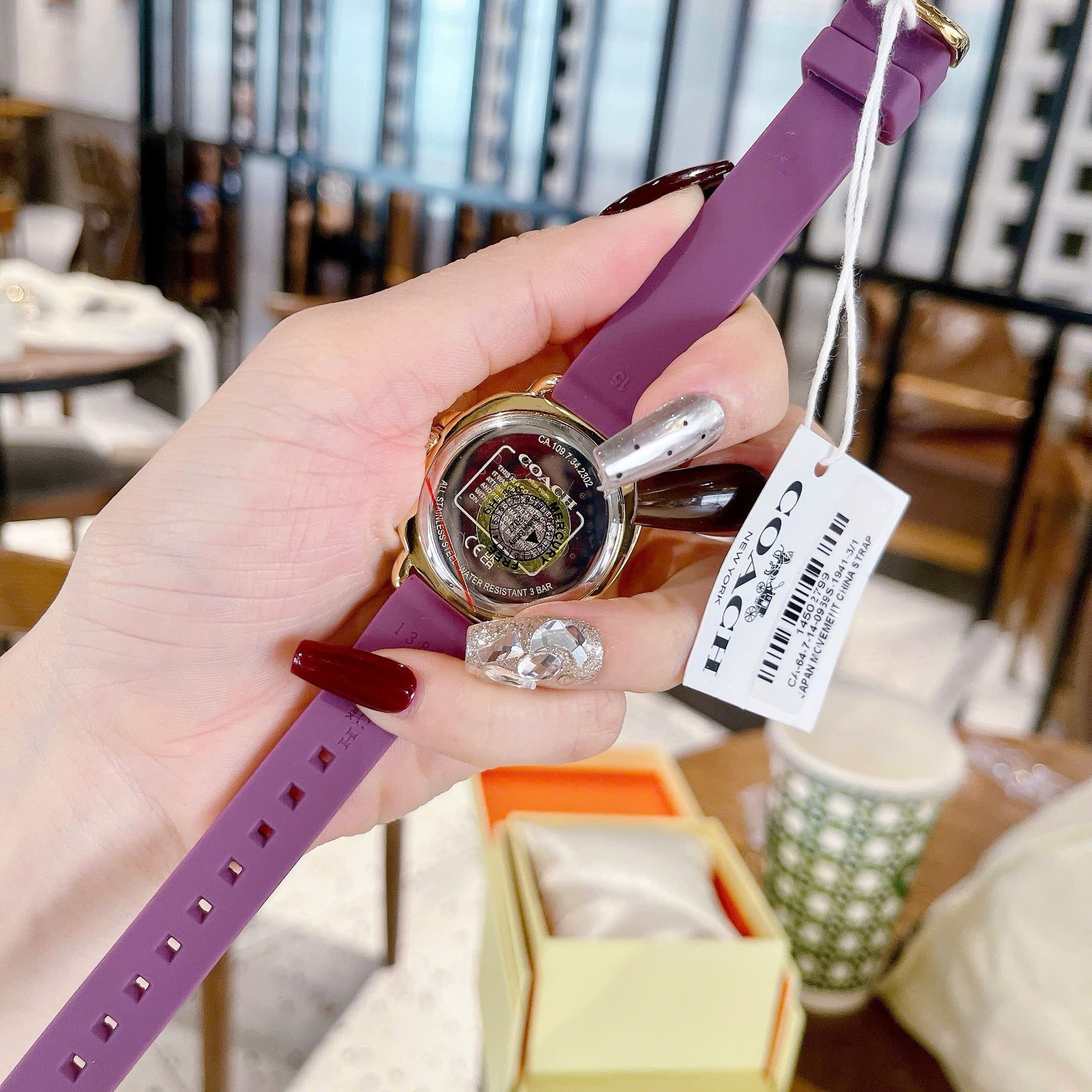 Đồng Hồ Coach Boyfriend |Nữ Giới |Vàng Gold |Dây Cao Su Màu Tím |Máy Pin (Quartz) |Size 34mm |donghogiatot.vn