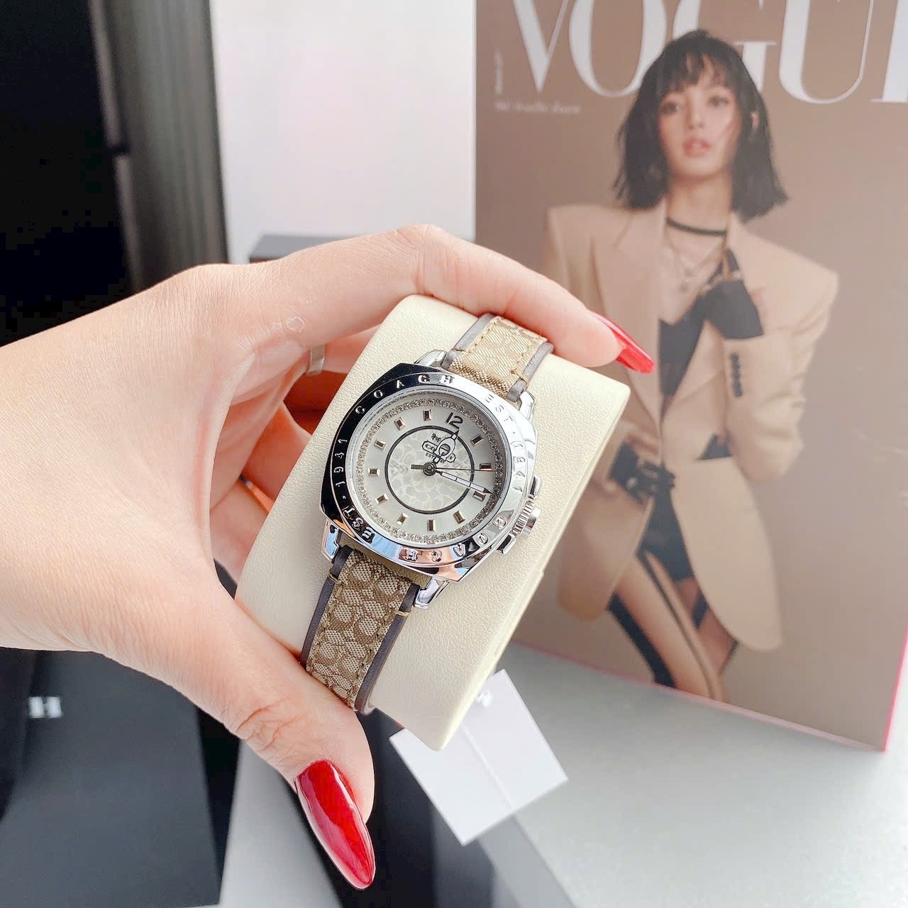 Đồng Hồ Coach Delancey |Nữ Giới |Trắng Silver |Dây Da Nâu |Máy Pin (Quartz) |Size 36mm |donghogiatot.vn