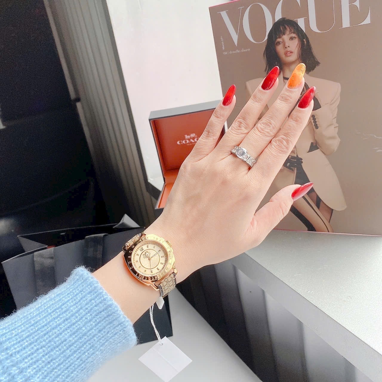 Đồng Hồ Coach EST 1941 |Nữ Giới |Mặt Vàng Gold |Dây Da Nâu |Máy Pin (Quartz) |Size 36mm |donghogiatot.vn