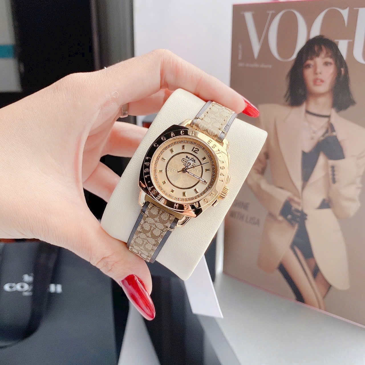 Đồng Hồ Coach EST 1941 |Nữ Giới |Mặt Vàng Gold |Dây Da Nâu |Máy Pin (Quartz) |Size 36mm |donghogiatot.vn