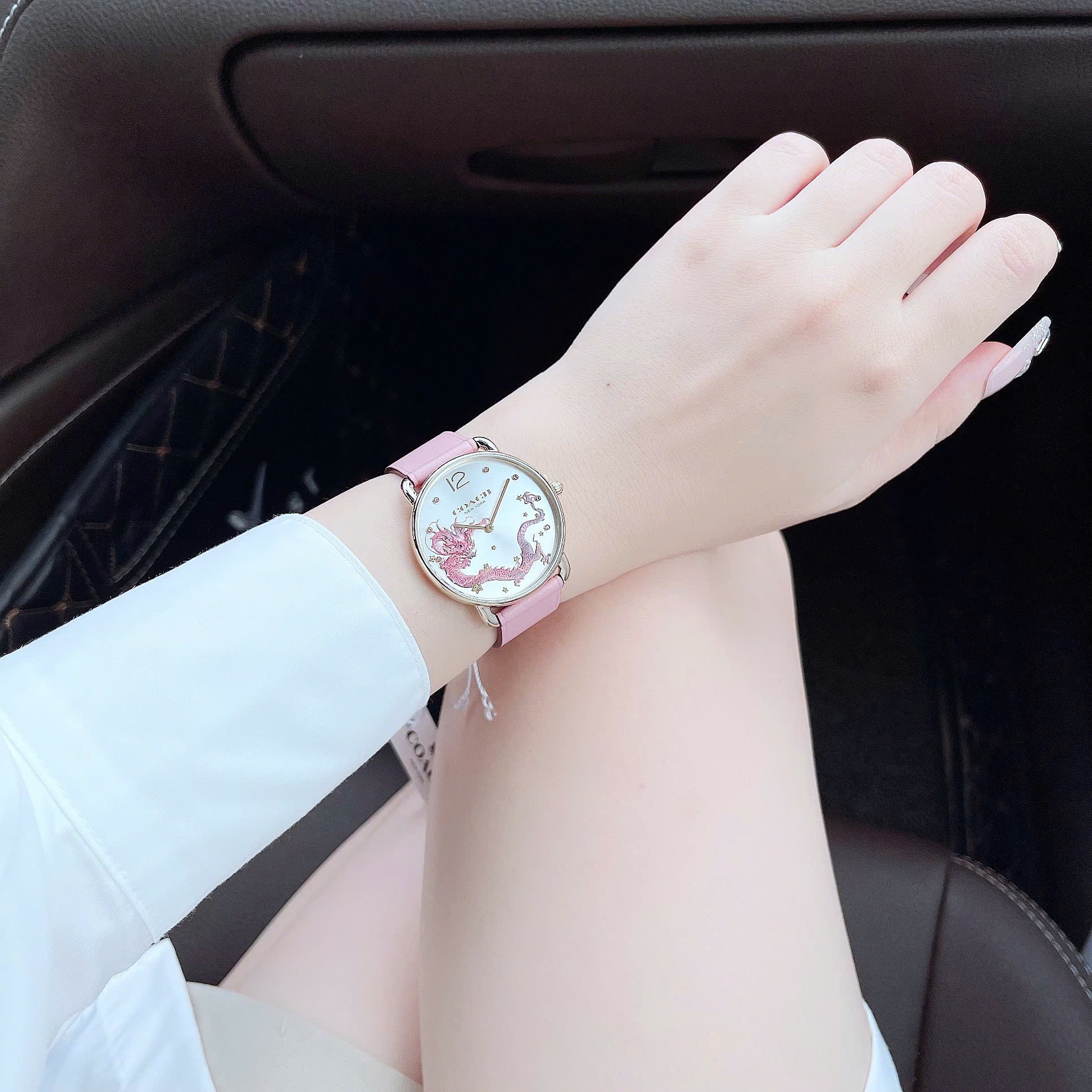 Đồng Hồ Coach Perry |Nữ Giới |Họa Tiết Rồng Elliot |Dây Da Hồng |Máy Pin (Quartz) |Size 36mm |donghogiatot.vn