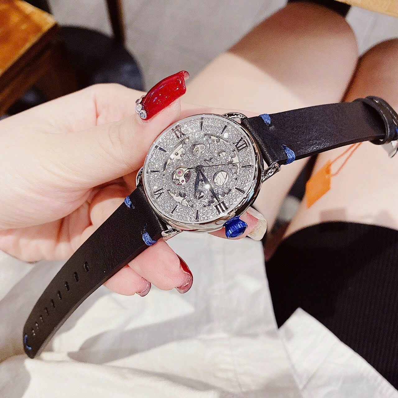 Đồng Hồ Davena Lộ Máy |Nữ Giới |Full Đá Silver |Dây Da Đen |Máy Tự Động (Automatic) |Size 38mm |donghogiatot.vn