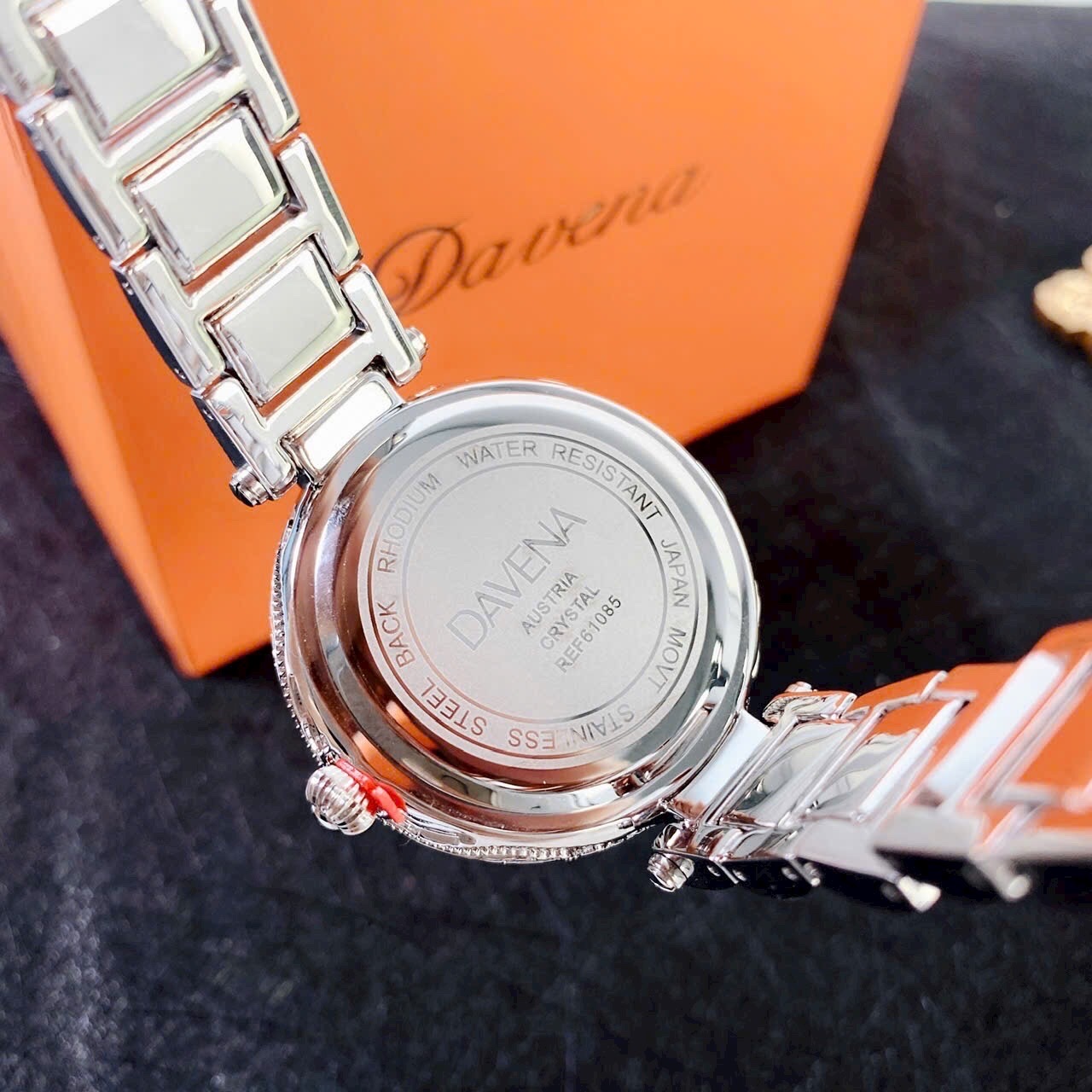 Đồng Hồ Davena Bông Hoa Xoay |Nữ Giới |Đính Đá |Dây Kim Loại Silver |Máy Pin (Quartz) |Size 38mm |donghogiatot.vn