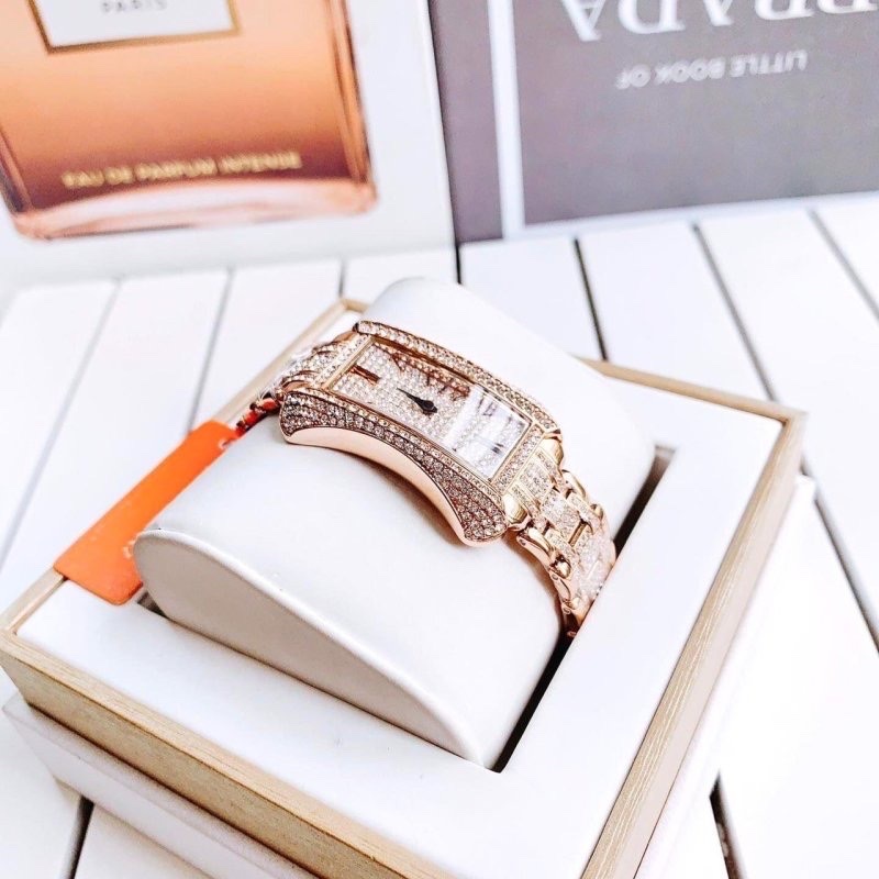 Đồng Hồ Davena Mặt Chữ Nhật |Nữ Giới |Rose Gold |Full Đá |Dây Kim Loại |Máy Pin (Quartz) |Size 31x42mm |donghogiatot.vn