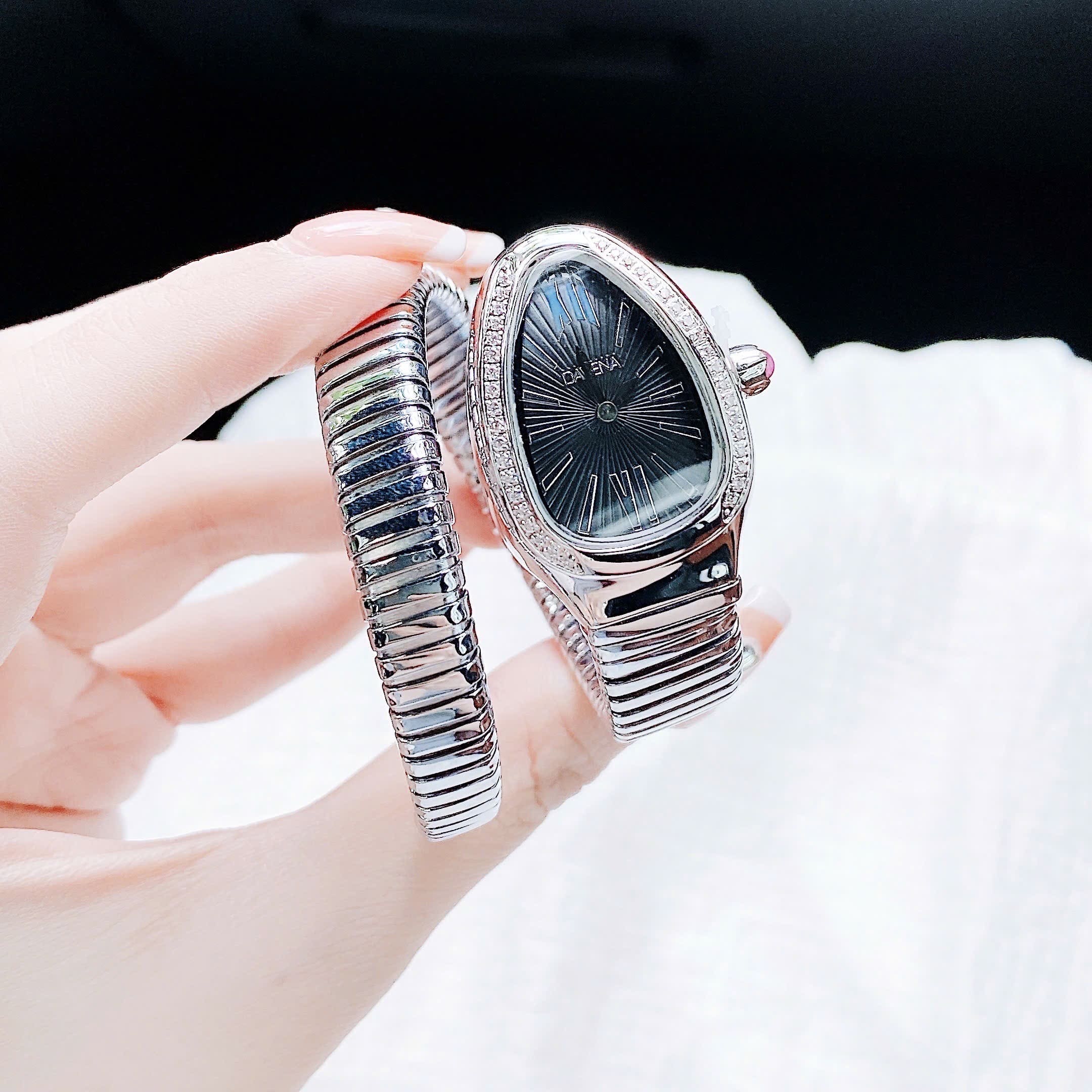 Đồng Hồ Davena Mặt Đầu Rắn |Nữ Giới |Đính Đá |Vòng Tay Silver |Máy Pin (Quartz) |Size 28mm |donghogiatot.vn