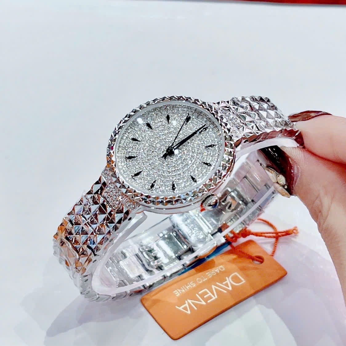 Đồng Hồ Davena Mặt Full Đá |Nữ Giới |Dây Kim Loại Trắng Silver |Máy Pin (Quartz) |Size 32mm |donghgiatot.vn