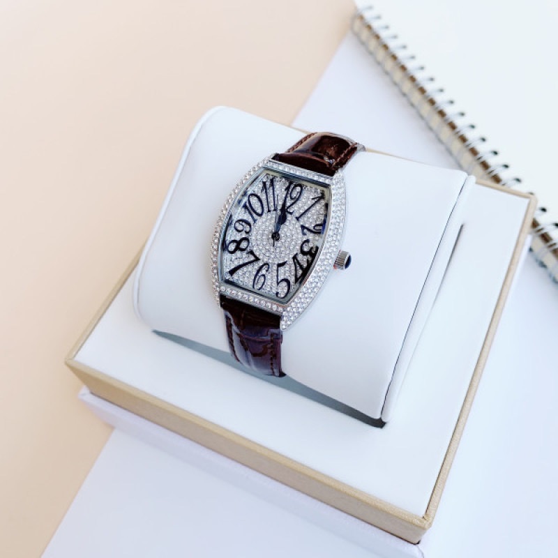 Đồng Hồ Davena Mặt Oval |Nữ Giới |Silver |Full Đá Swarovski |Dây Da Nâu |Máy Pin (Quartz) |Size 32x36mm |donghogiatot.vn