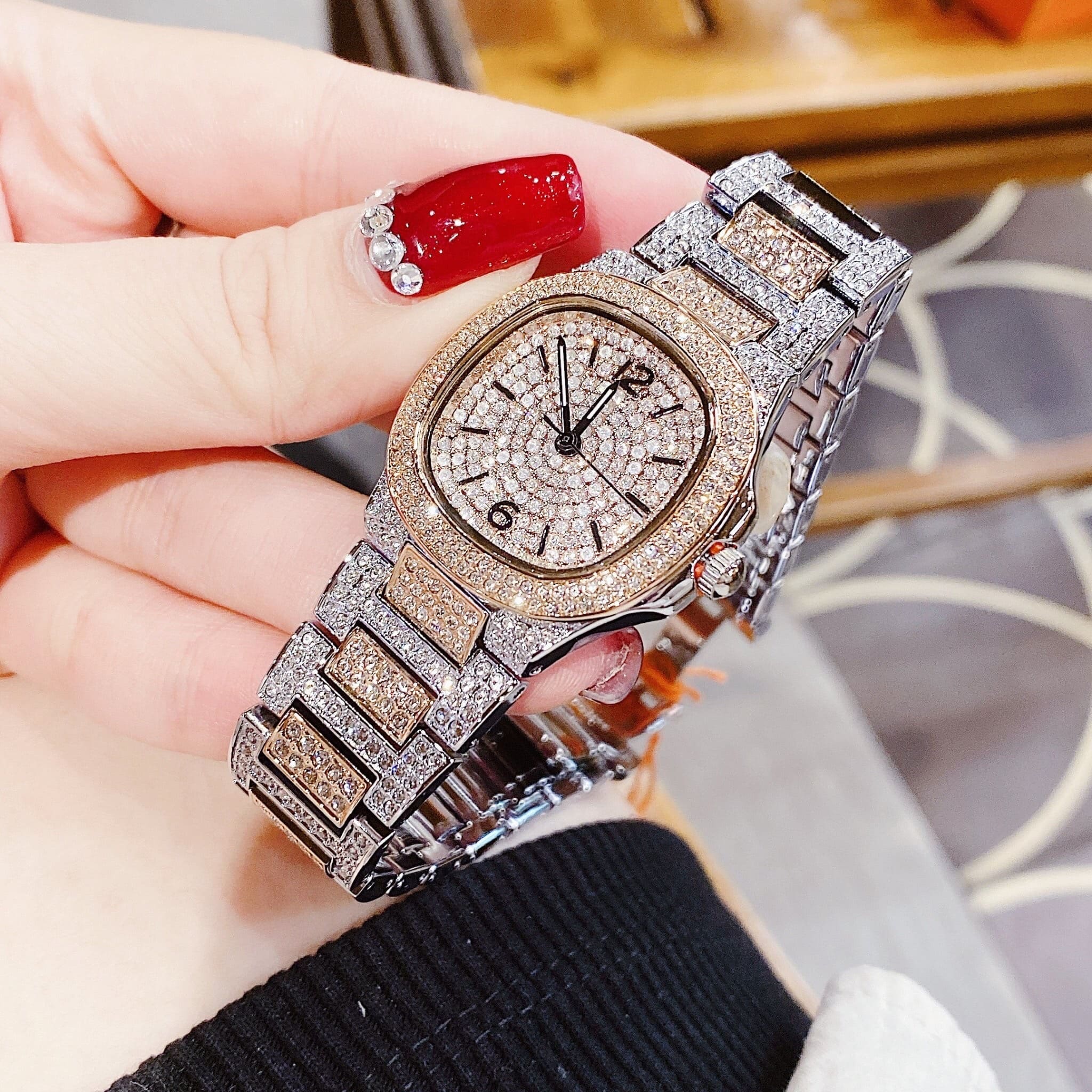 Đồng Hồ Davena Mặt Vuông |Nữ Giới |Full Đá |Dây Kim Loại Demi Rose |Máy Pin (Quartz) |Size 32mm |donghogiatot.vn