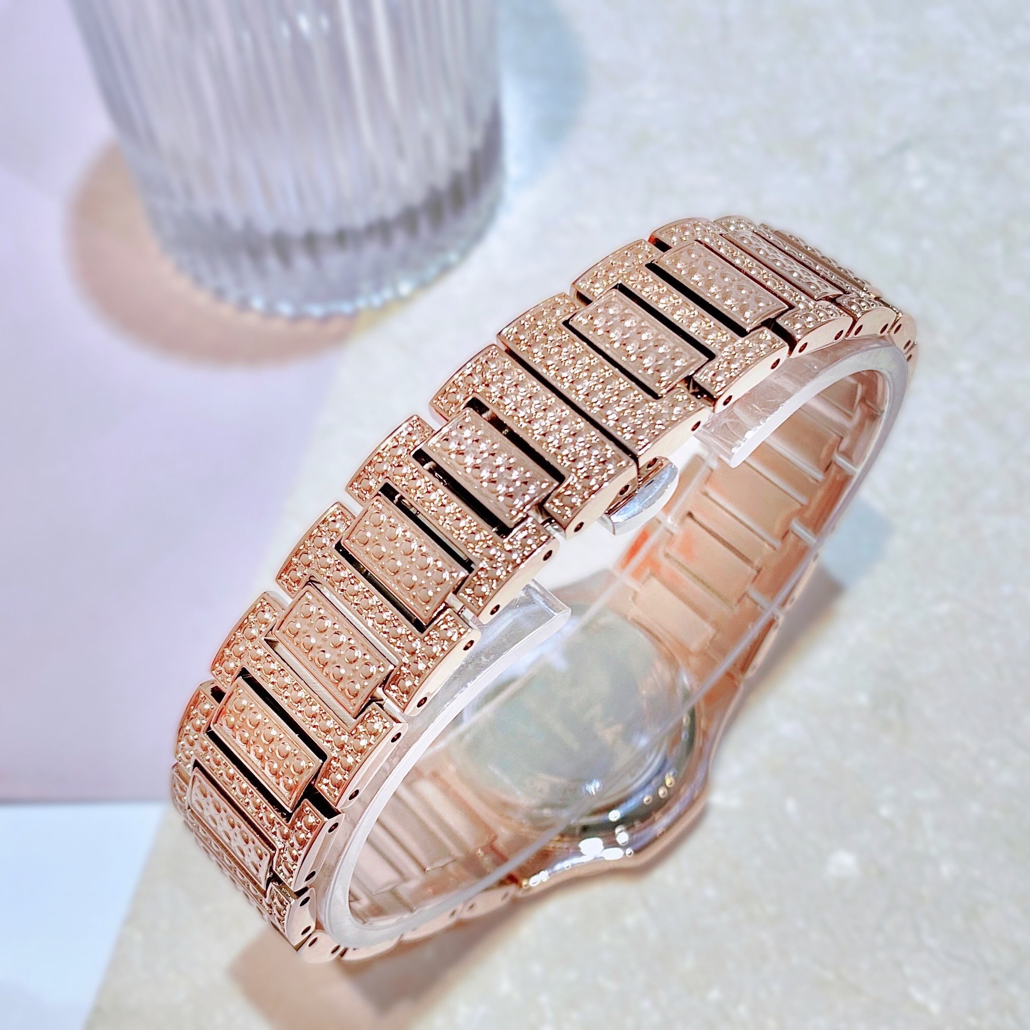 Đồng Hồ Davena Mặt Vuông |Nữ Giới |Full Đá |Dây Kim Loại Rose Gold |Máy Pin (Quartz) |Size 32mm |donghogiatot.vn