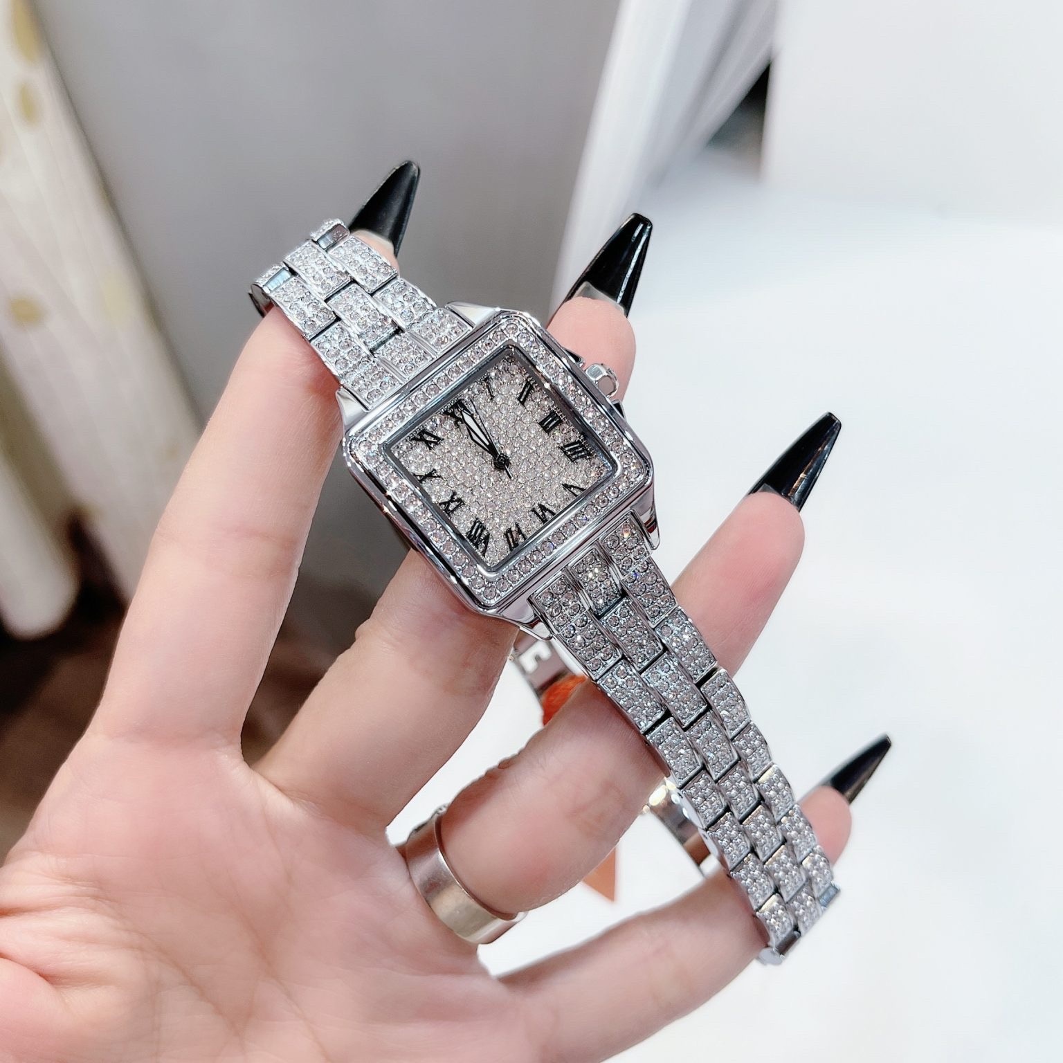 Đồng Hồ Davena Mặt Vuông |Nữ Giới |Full Đá Trắng Silver |Dây Kim Loại |Máy Pin (Quartz) |Size 35mm |donghogiatot.vn