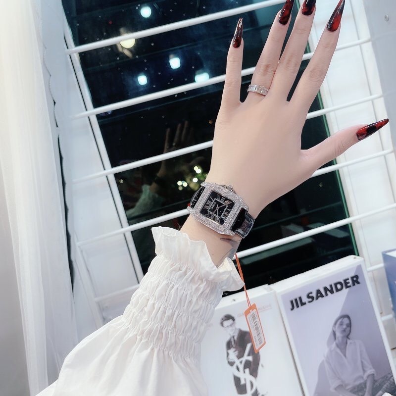 Đồng Hồ Davena Mặt Vuông |Nữ Giới |Đính Đá Silver |Dây Da Đen |Máy Pin (Quartz) |Size 37mm |donghogiatot.vn