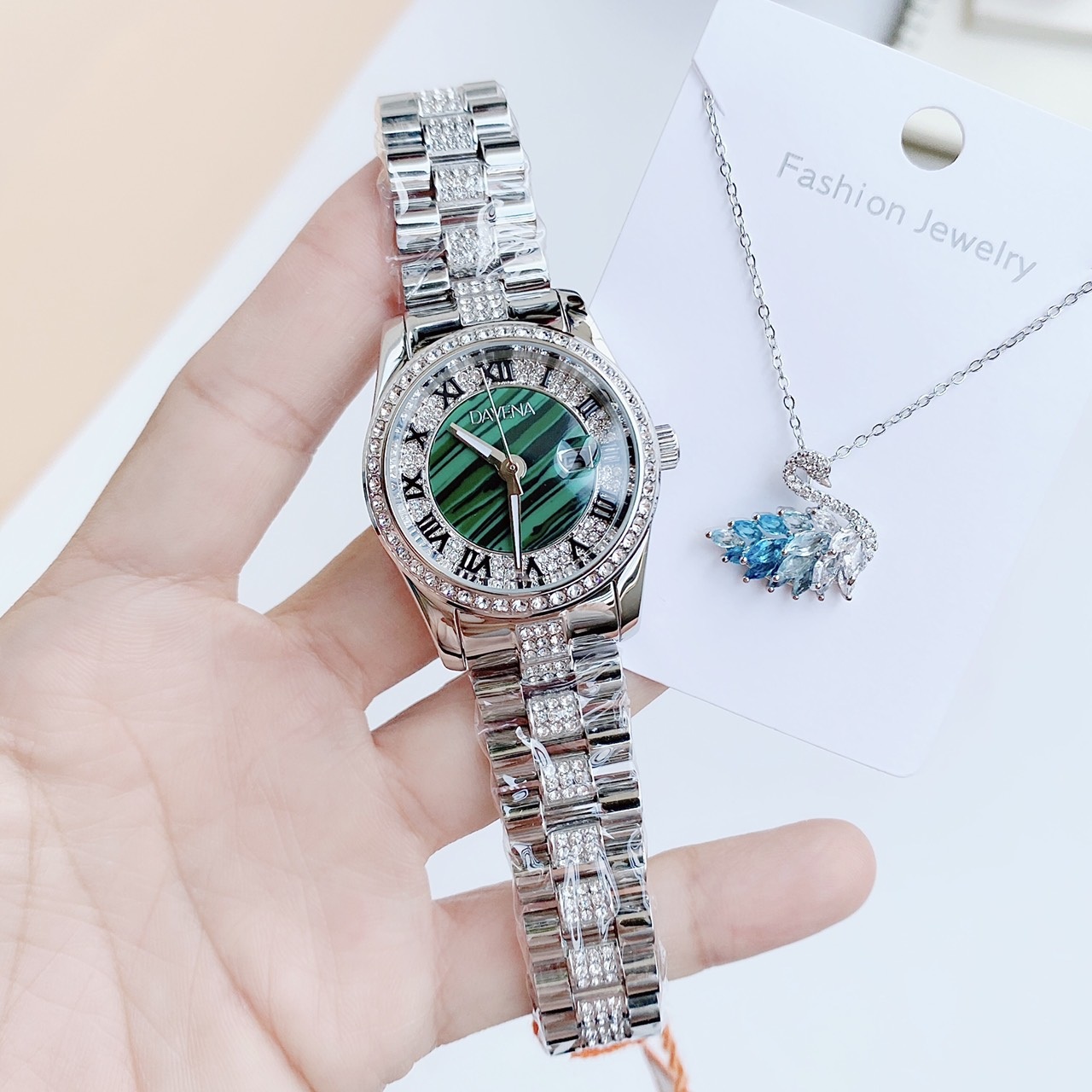 Đồng Hồ Davena Mặt Xanh Ngọc |Nữ Giới |Đính đá |Dây Kim Loại |Máy Pin (Quartz) |Size 34mm |donghogiatot.vn