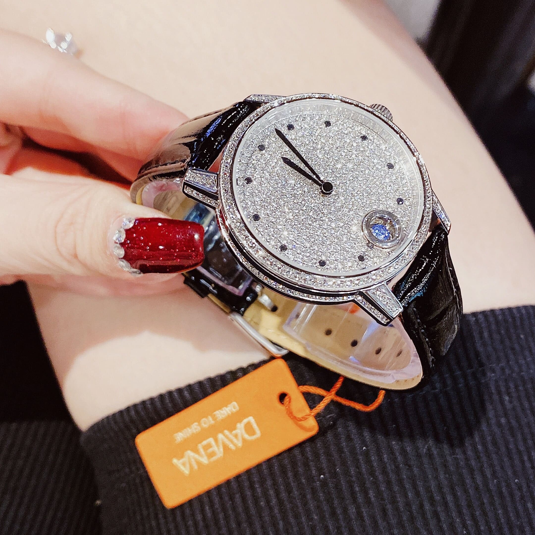 Đồng Hồ Davena Tựa Cartier |Nữ Giới |Mặt Full Đá |Dây Da Đen |Máy Pin (Quartz) |Size 34mm |Donghogiatot.vn