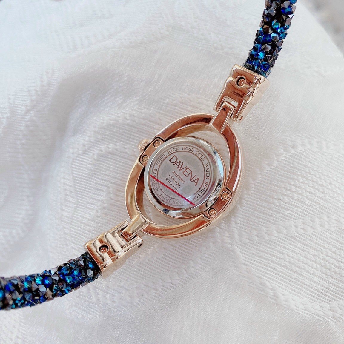 Đồng Hồ Davena Vòng Tay |Nữ Giới |Rose Gold |Đính Đá Xanh Dương |Dây Kim Loại |Máy Pin (Quartz) |Size 30mm |donghogiatot.vn