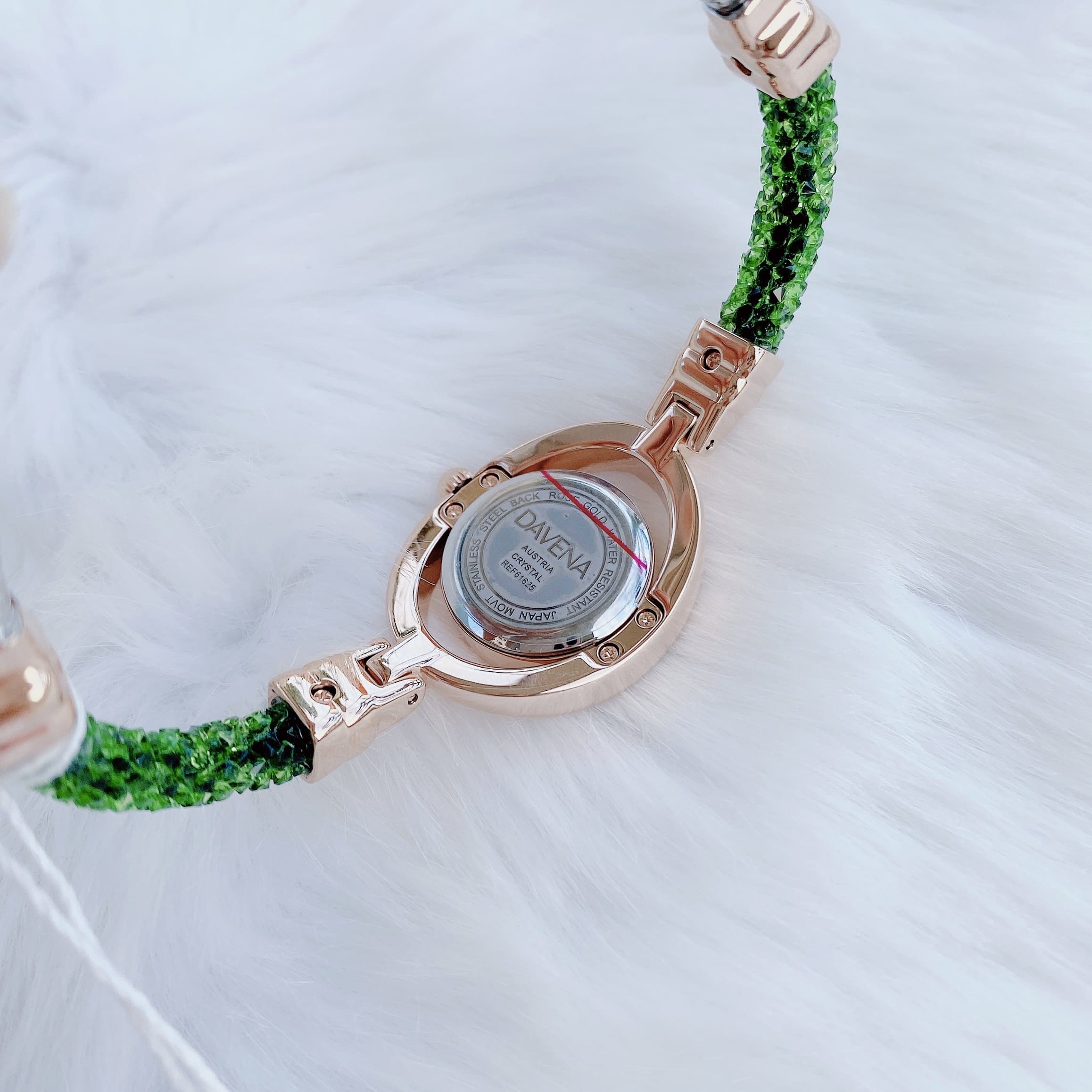 Đồng Hồ Davena Vòng Tay |Nữ Giới |Rose Gold |Đính Đá Xanh Lá |Dây Kim Loại |Máy Pin (Quartz) |donghogiatot.vn