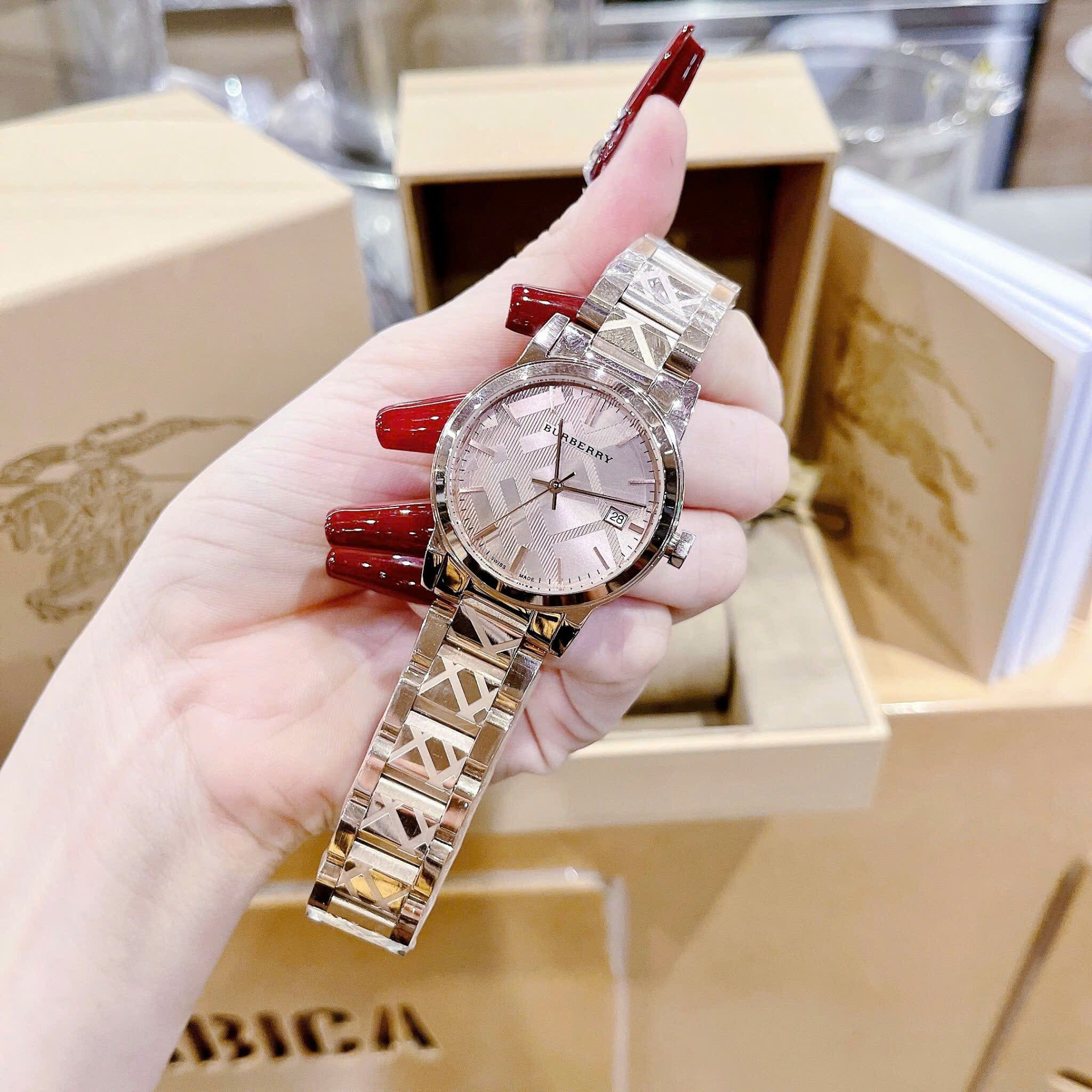 Đồng Hồ Burberry The City |Nữ Giới |Mặt Tròn |Dây Kim Loại Rose Gold |Máy Pin (Quartz) |Size 34mm |donghogiatot.vn