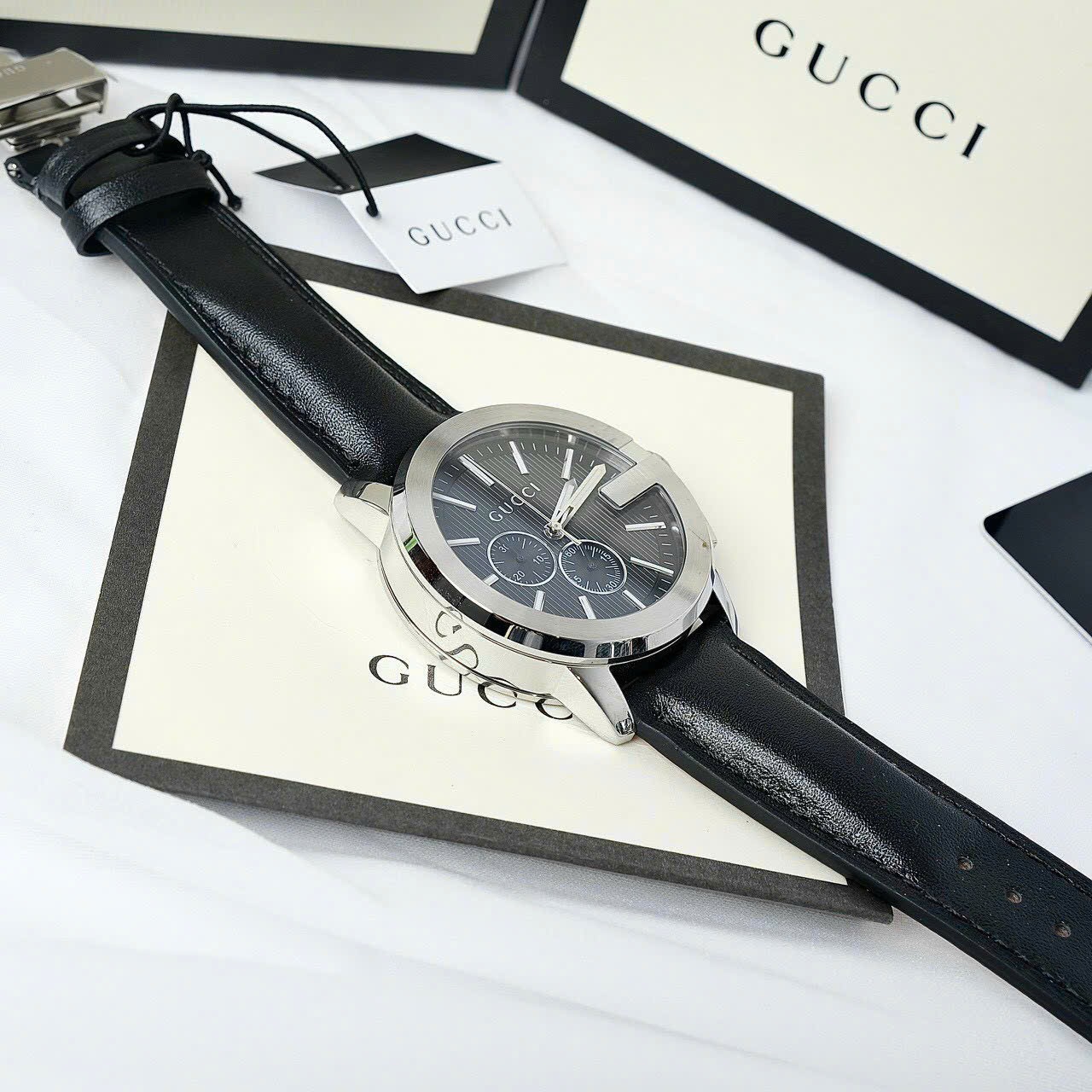 Đồng Hồ Gucci G-Timeless G-Chrono |Nam |6 Kim |Silver |Dây Da Màu Đen |Máy Pin (Quartz) |Size 42mm |donghogiatot.vn