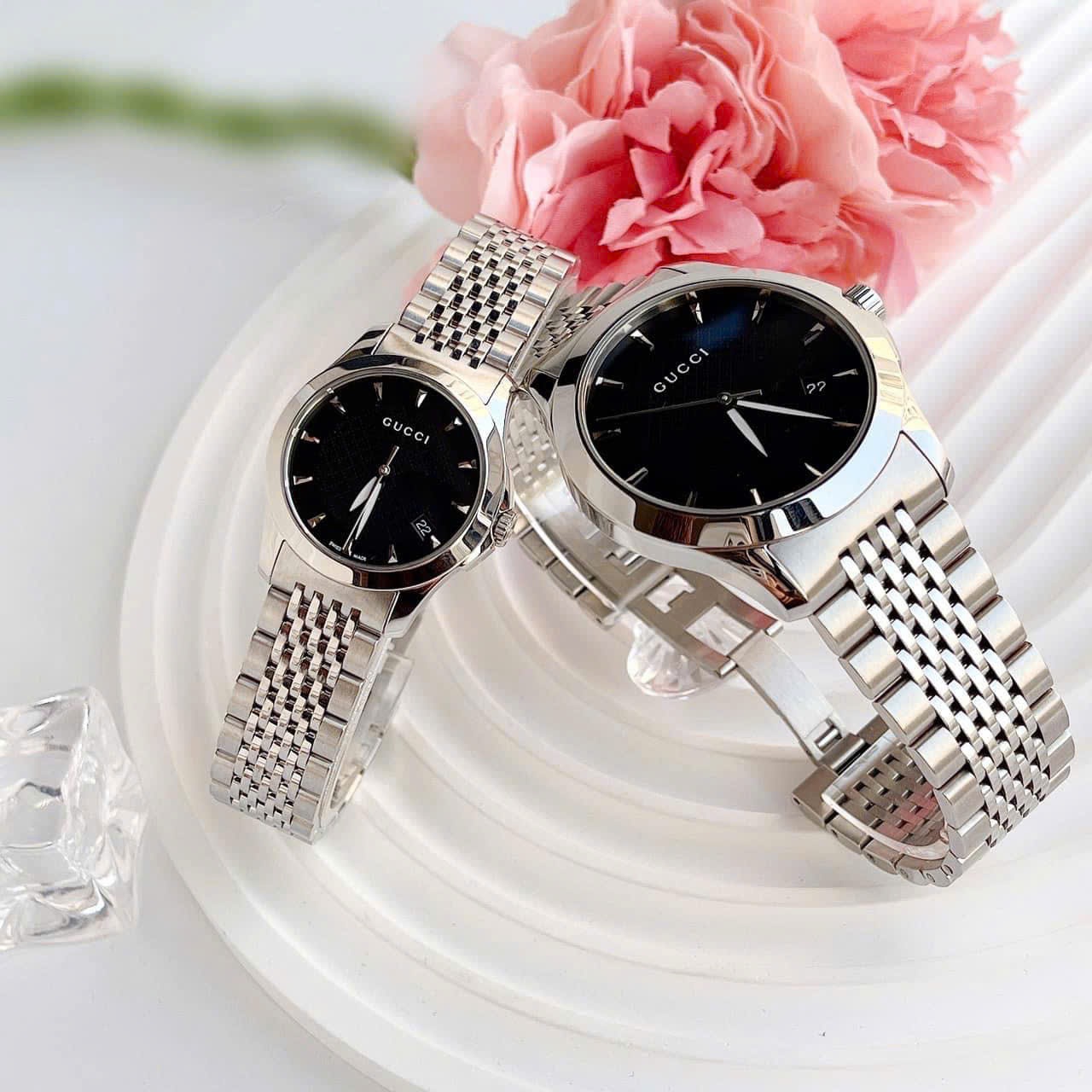 Đồng Hồ Gucci G-Timeless |Cặp Đôi |Mặt Màu Đen |Dây Kim Loại Silver |Size 38x28mm |donghogiatot.vn