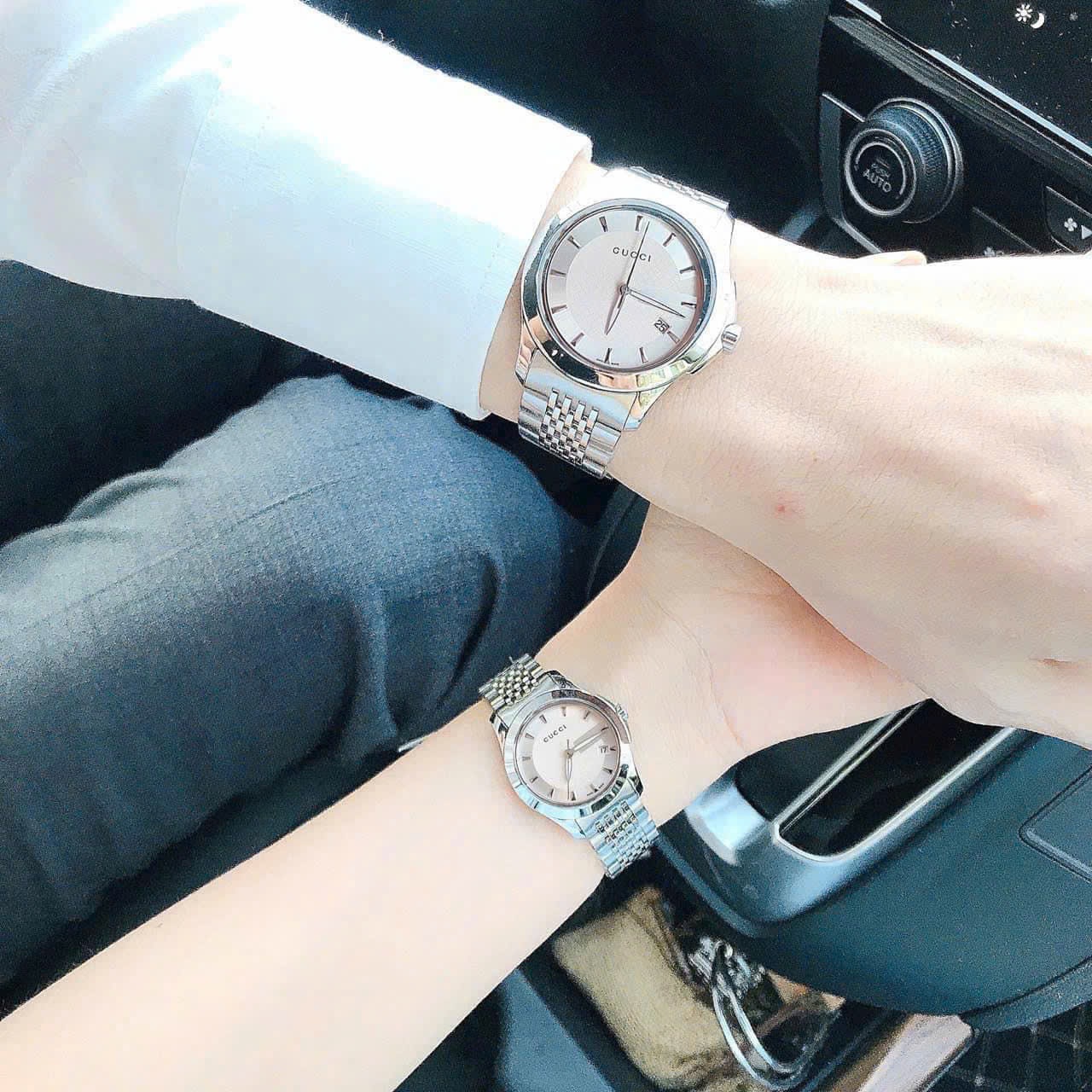 Đồng Hồ Gucci G-Timeless |Cặp Đôi |Mặt Màu Trắng |Dây Kim Loại Silver |Size 38x28mm |donghogiatot.vn