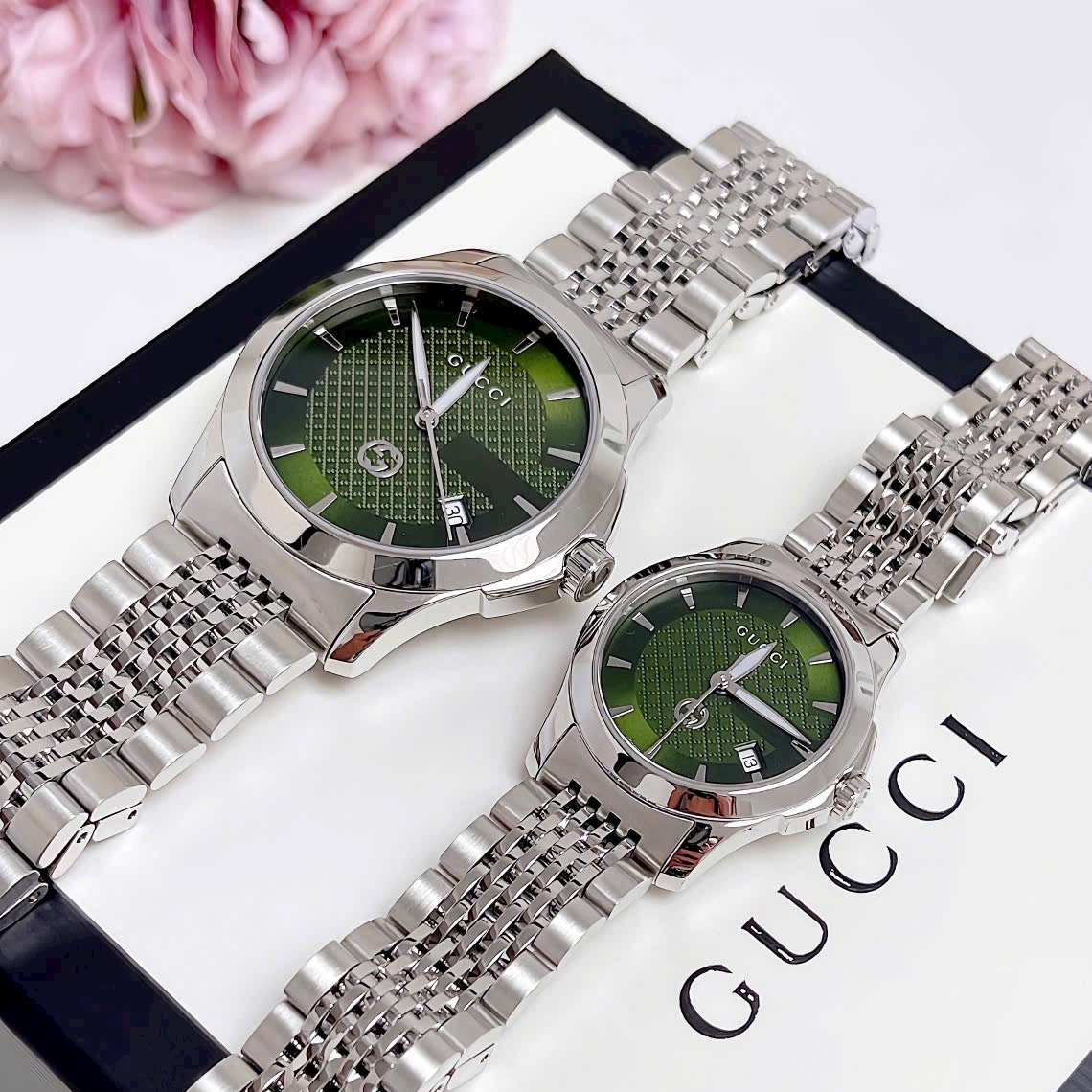 Đồng Hồ Gucci G-Timeless |Cặp Đôi |Mặt Xanh Lá |Dây Kim Loại Silver |Size 38x28mm |donghogiatot.vn