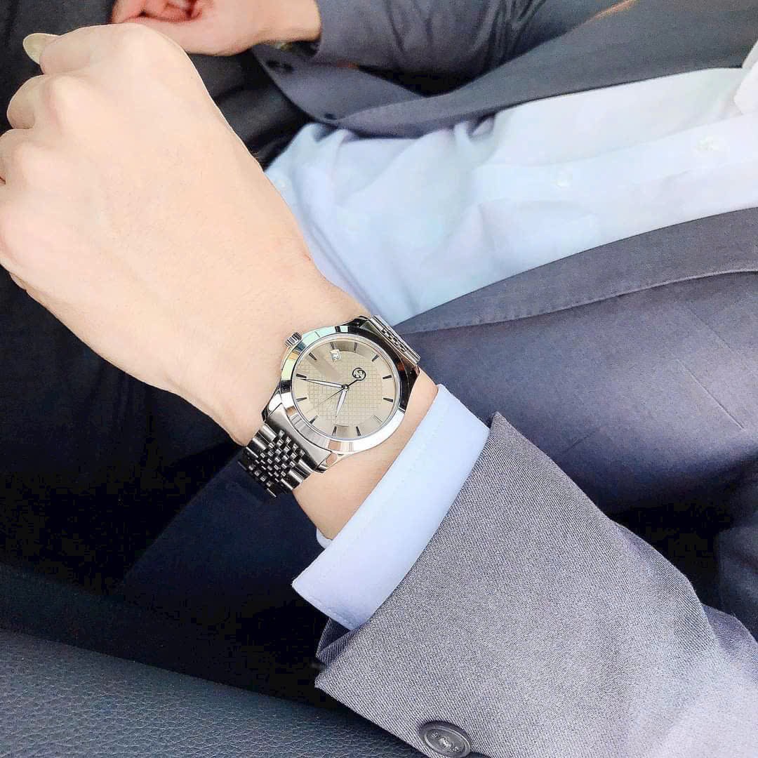 Đồng Hồ Gucci G-Timeless |Nam Giới |Mặt Nâu |Dây Kim Loại Silver |Máy Pin (Quartz) |Size 38mm |donghogiatot.vn