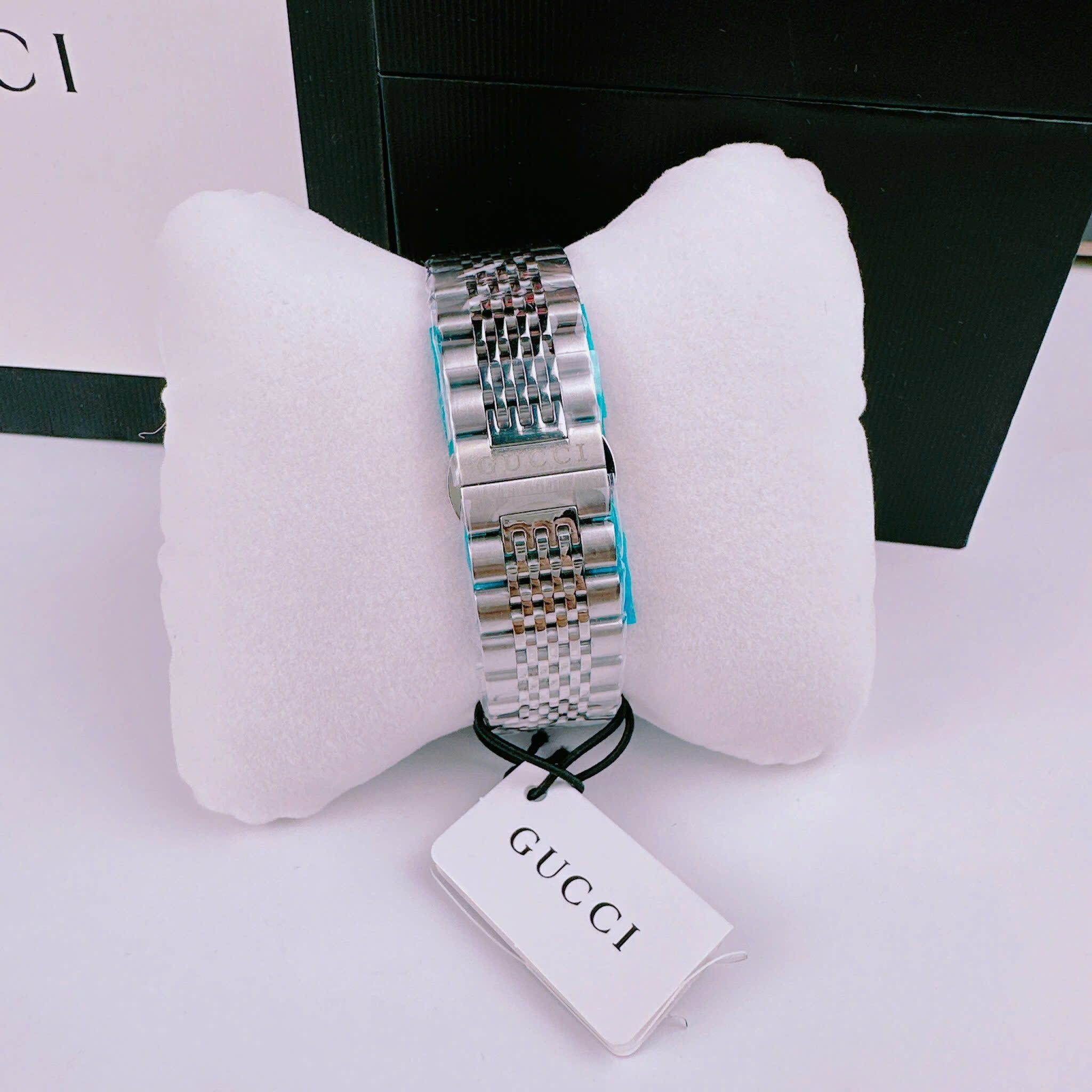 Đồng Hồ Gucci G-Timeless |Nam Giới |Mặt Nâu |Dây Kim Loại Silver |Máy Pin (Quartz) |Size 38mm |donghogiatot.vn