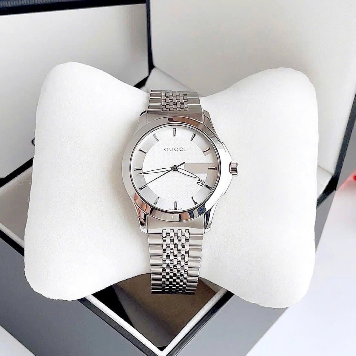 Đồng Hồ Gucci G-Timeless |Nam Giới |Mặt Tròn Trắng |Dây Kim Loại Silver |Máy Pin (Quartz) |Size 38mm |donghogiatot.vn