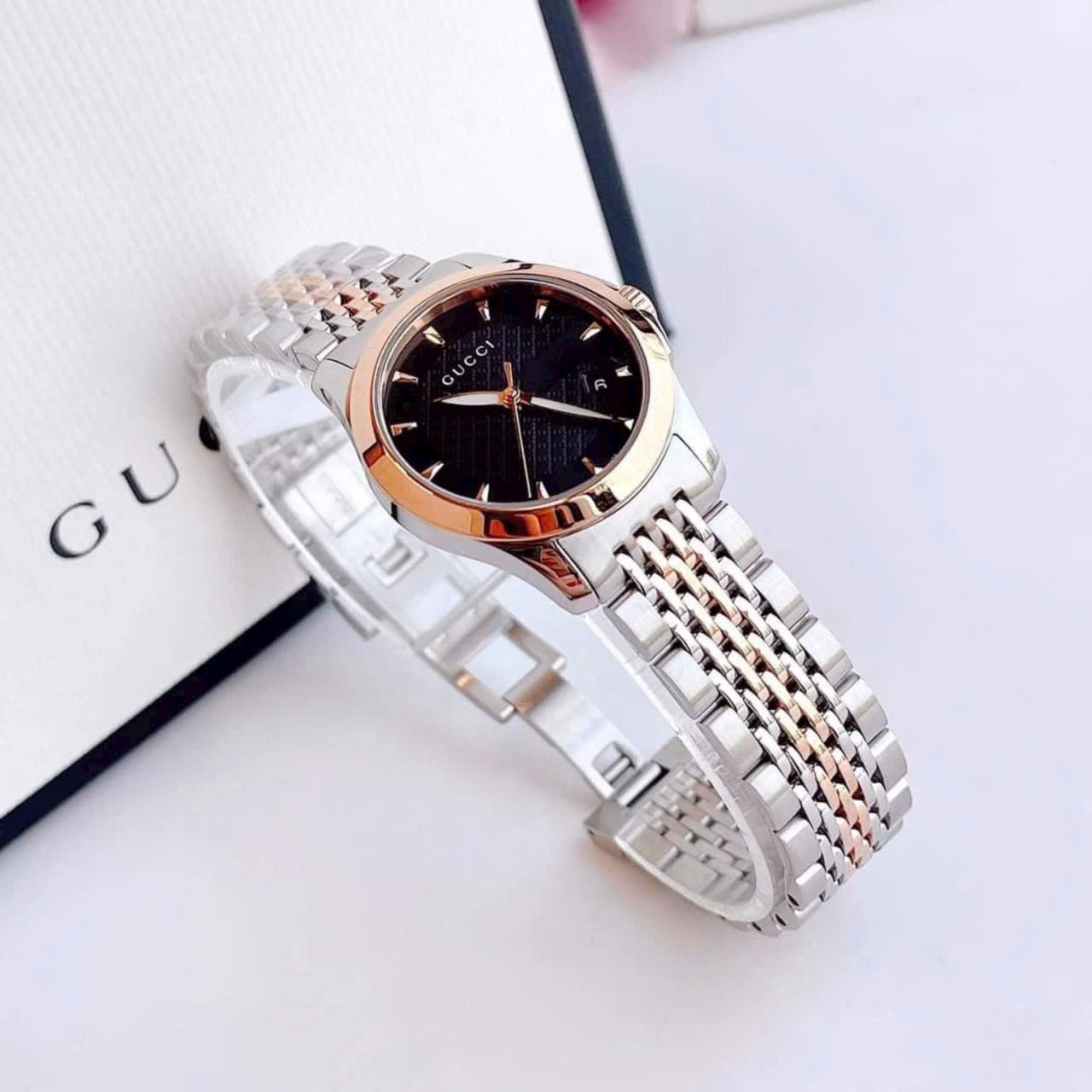 Đồng Hồ Gucci G-Timeless |Nữ Giới |Mặt Màu Đen |Dây Kim Loại Demi Rose |Máy Pin (Quartz) |Size 28mm |donghogiatot.vn