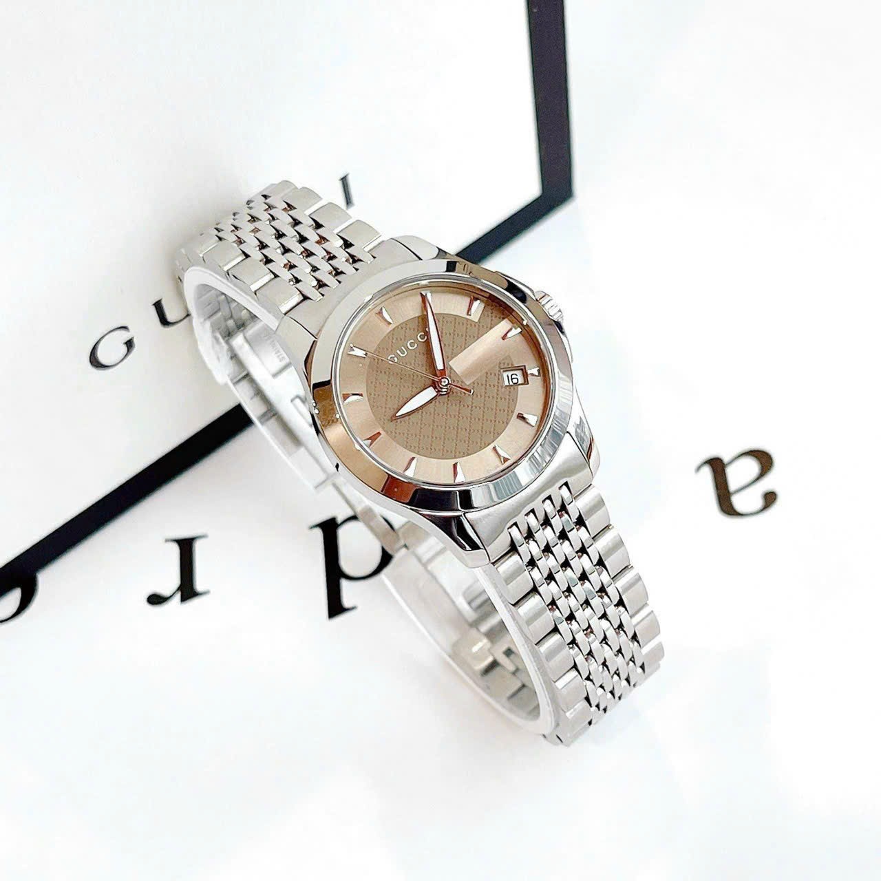 Đồng Hồ Gucci G-Timeless |Nữ Giới |Mặt Màu Nâu |Dây Kim Loại Silver |Máy Pin (Quartz) |Size 28mm |donghogiatot.vn