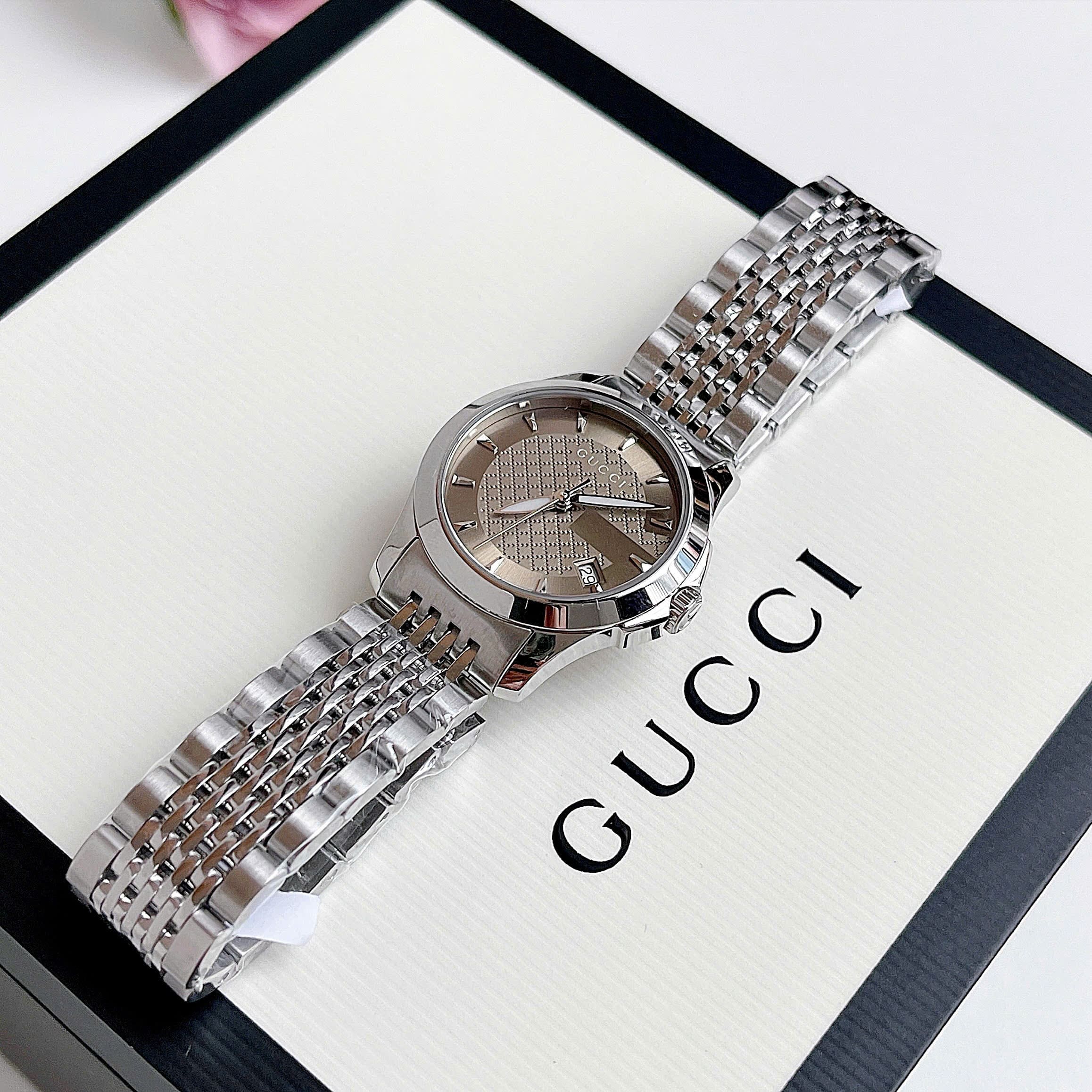 Đồng Hồ Gucci G-Timeless |Nữ Giới |Mặt Màu Nâu |Dây Kim Loại Silver |Máy Pin (Quartz) |Size 28mm |donghogiatot.vn