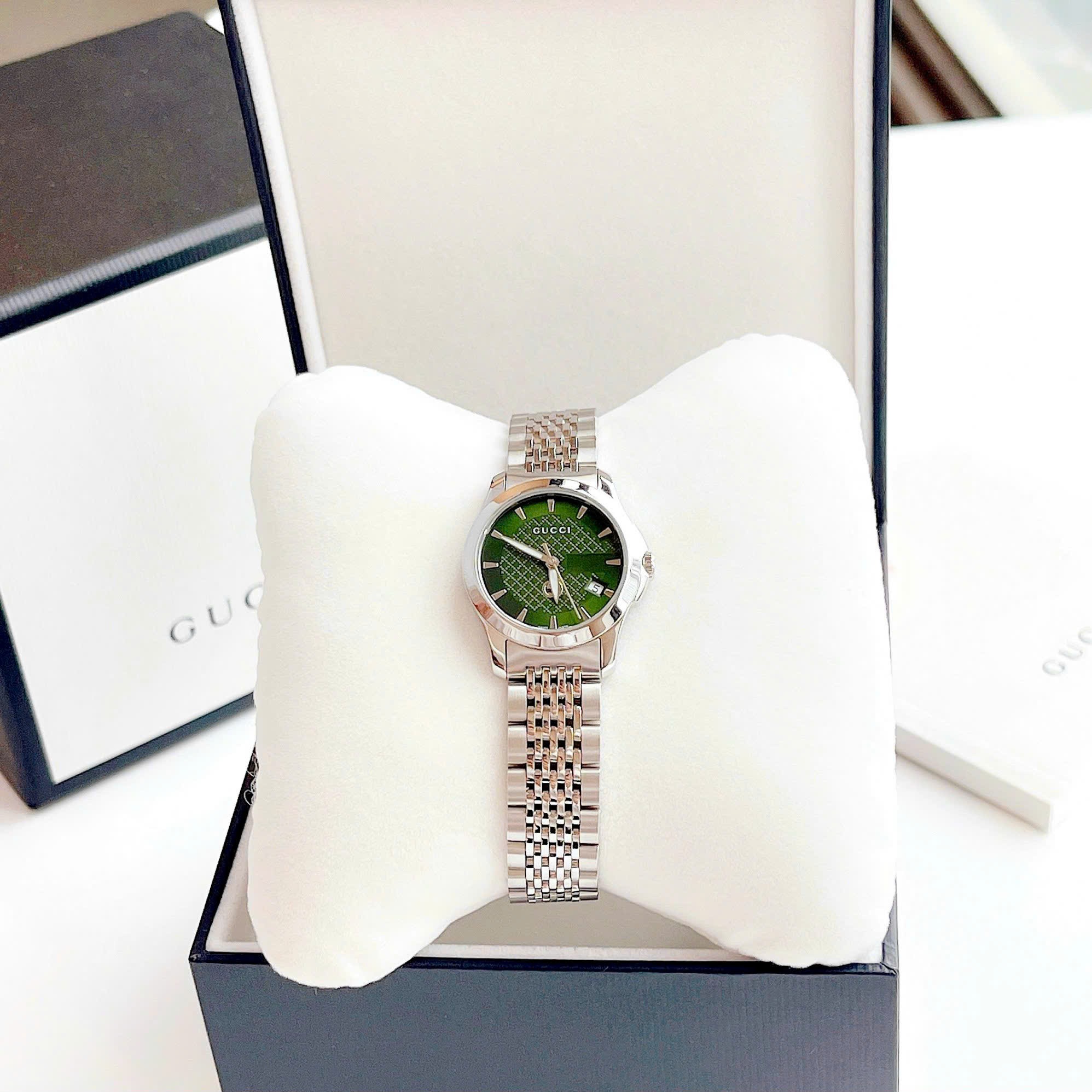 Đồng Hồ Gucci G-Timeless |Nữ Giới |Mặt Xanh Lá |Dây Kim Loại Silver |Máy Pin (Quartz) |Size 28mm |donghogiatot.vn