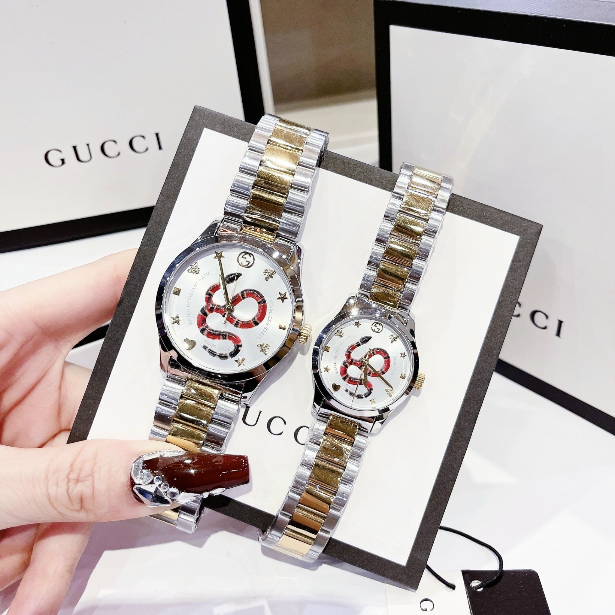 Đồng Hồ Gucci G-Timeless Snake Motif |Cặp Đôi |Hình Rắn |Dây Kim Loại Demi Vàng |Size 29x38mm |donghogiatot.vn