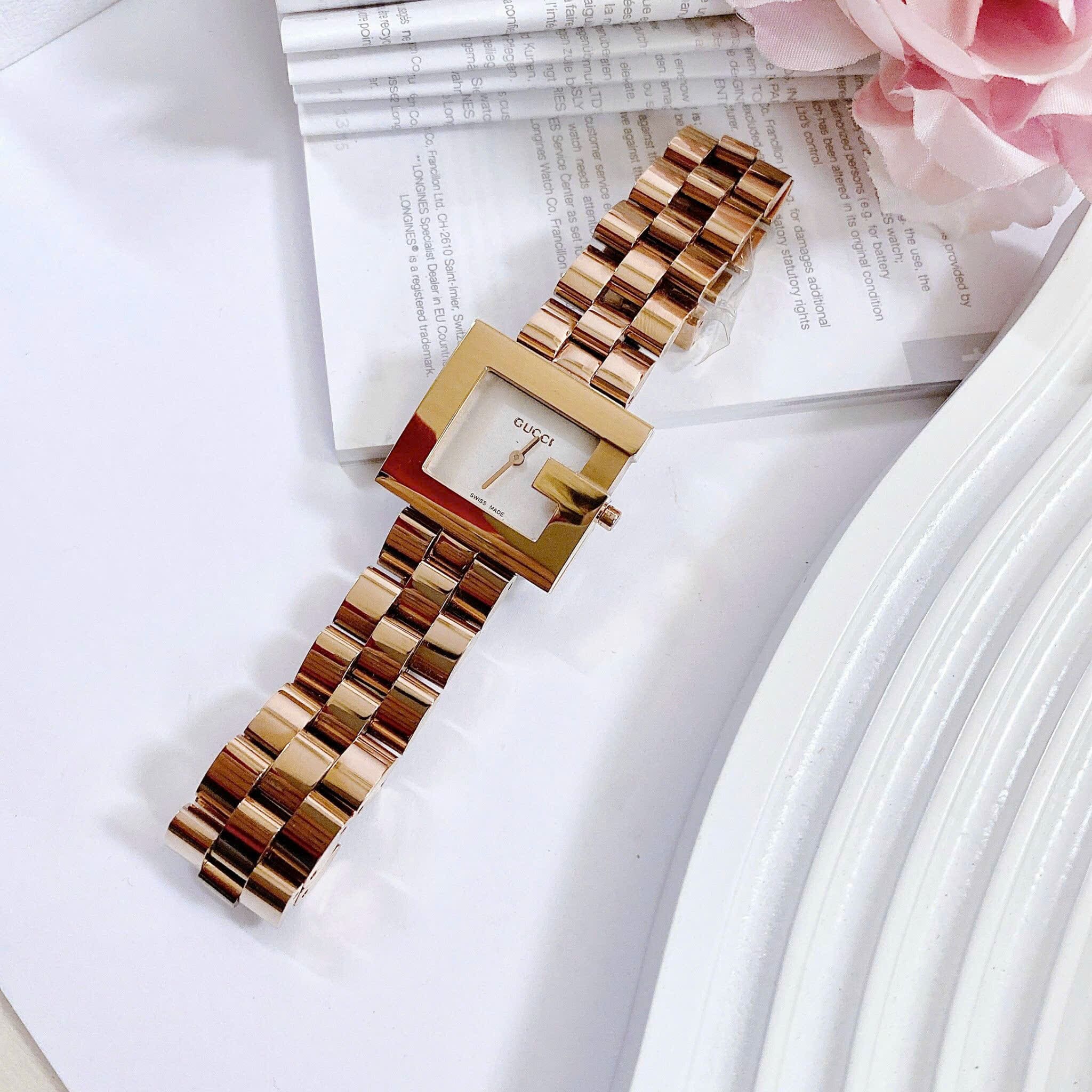 Đồng Hồ Gucci G-Watch |Nữ Giới |Mặt Vuông |Dây Kim Loại Rose Gold |Máy Pin (Quartz) |Size 23x21mm |donghogiatot.vn